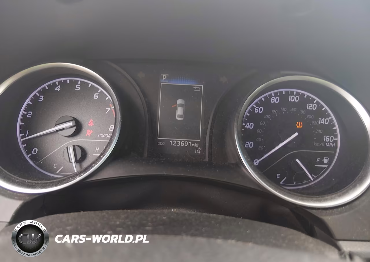 2018 Toyota Camry Le VIN:JTNB11HKXJ3010094 - 7