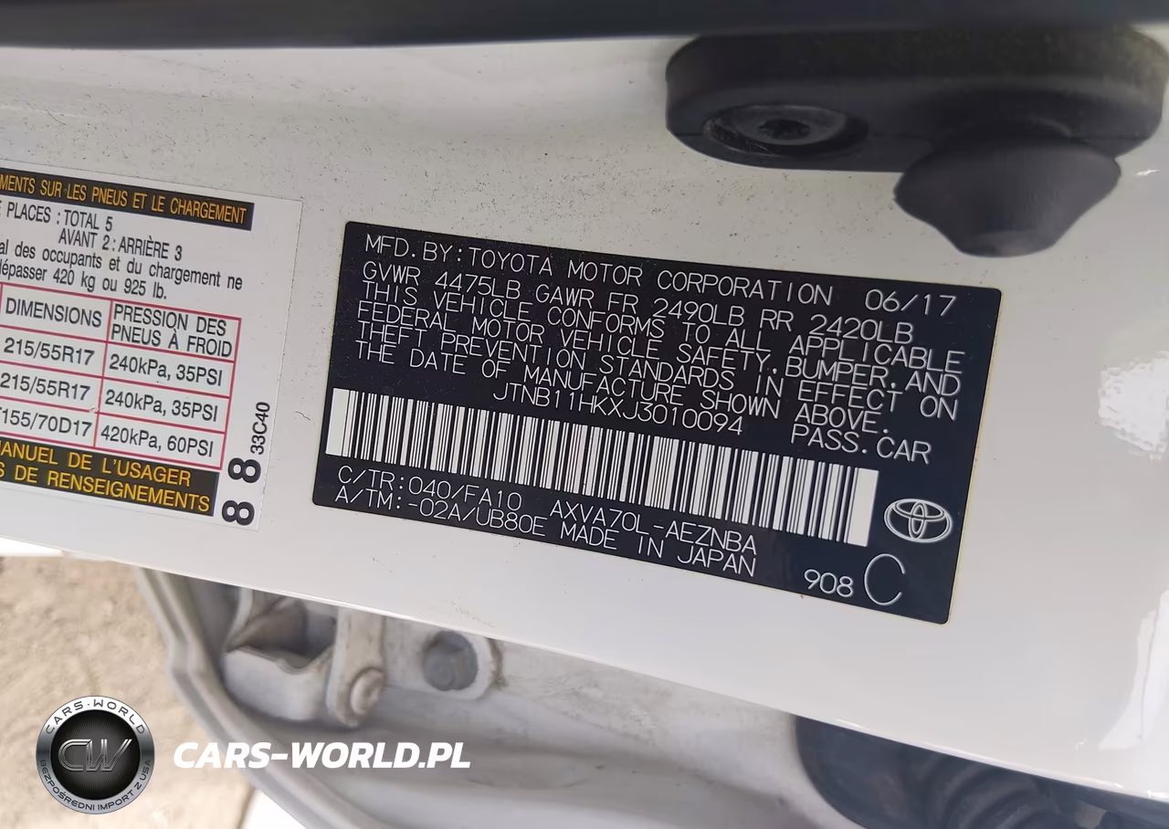 2018 Toyota Camry Le VIN:JTNB11HKXJ3010094 - 9