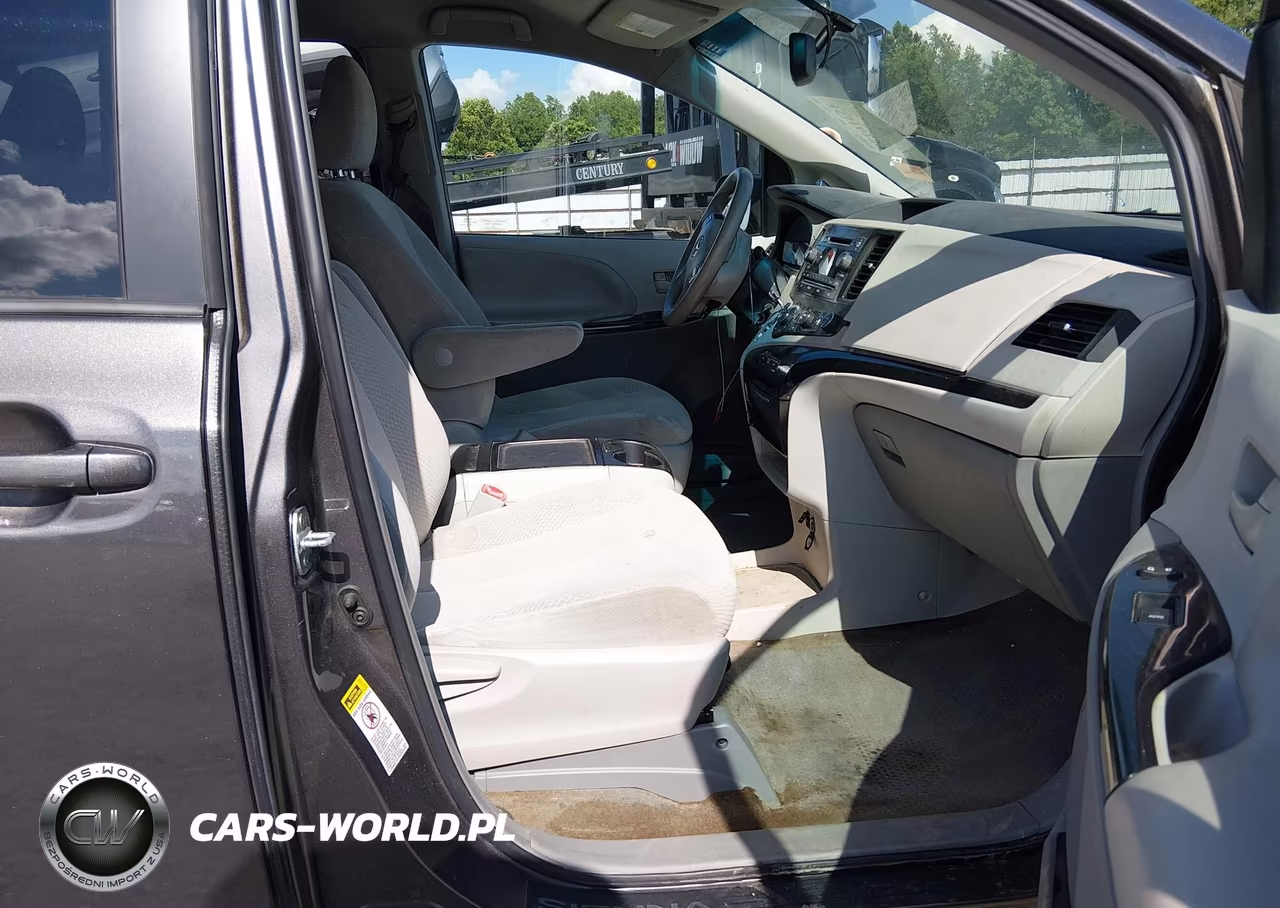 2012 Toyota Sienna Le V6 8 Passenger VIN:5TDKK3DC1CS278447 - 5