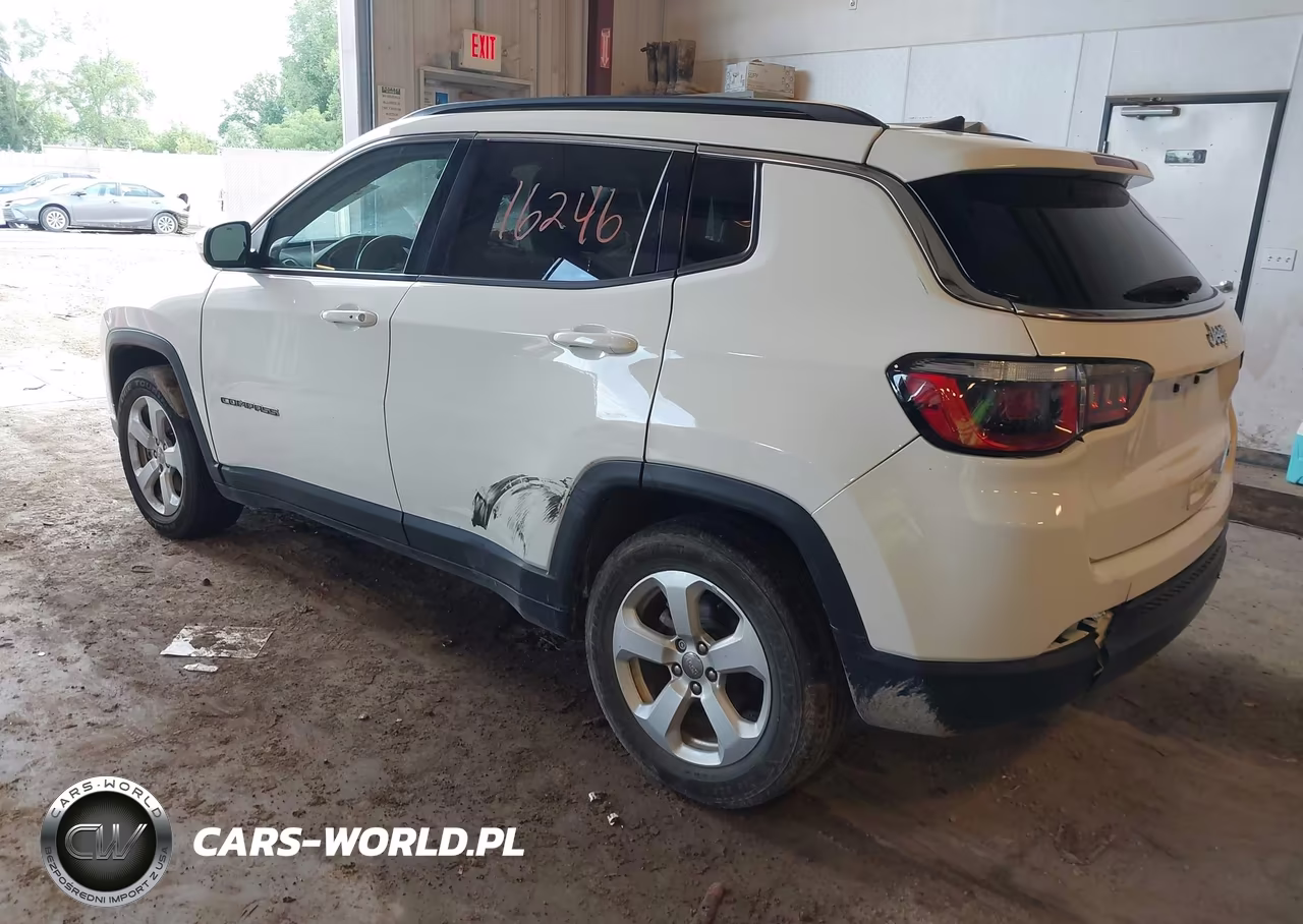 2019 Jeep Compass Latitude Fwd VIN:3C4NJCBB0KT651931 - 3