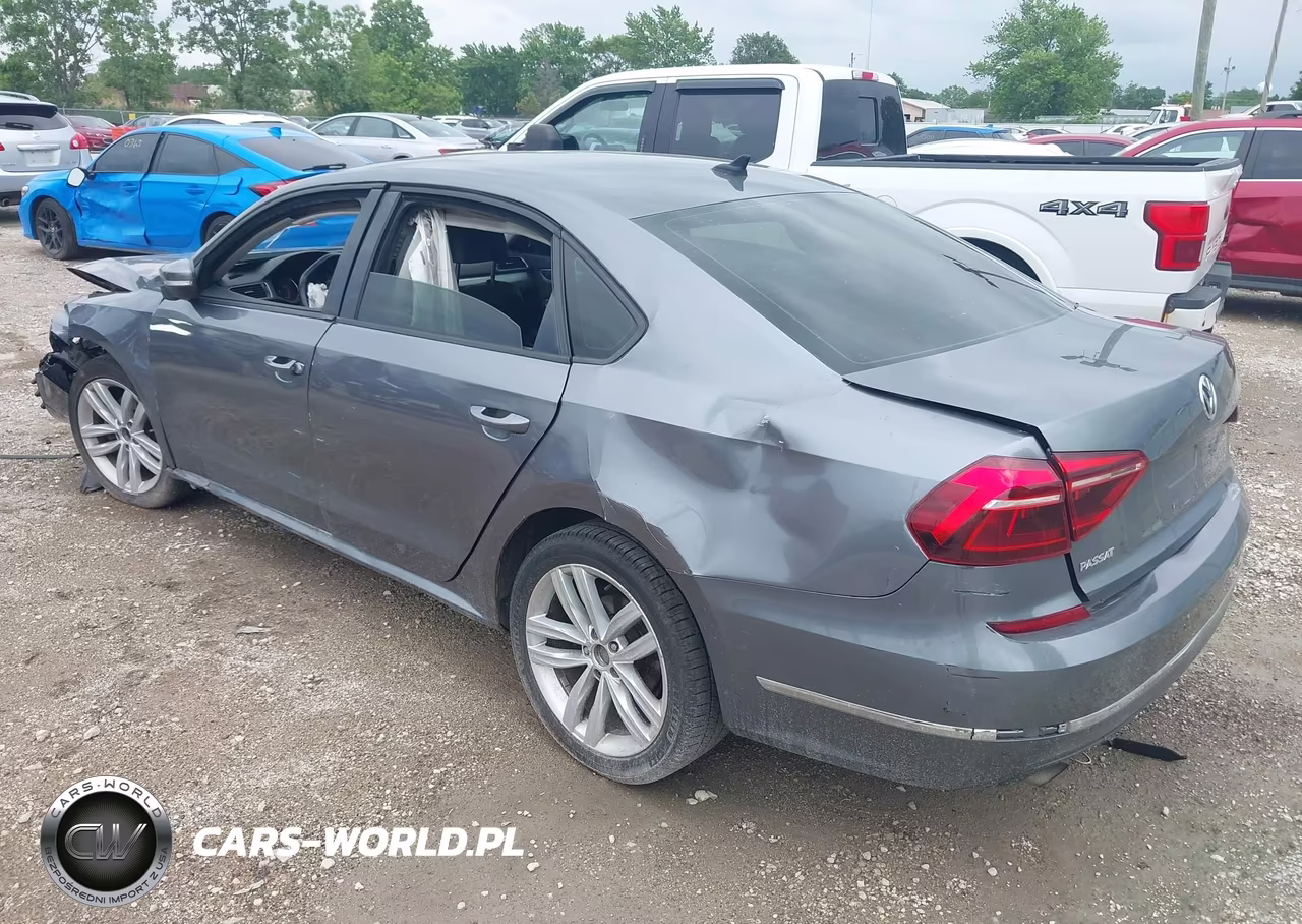 2019 Volkswagen Passat 2.0T Wolfsburg Edition VIN:1VWLA7A34KC003736 - 3