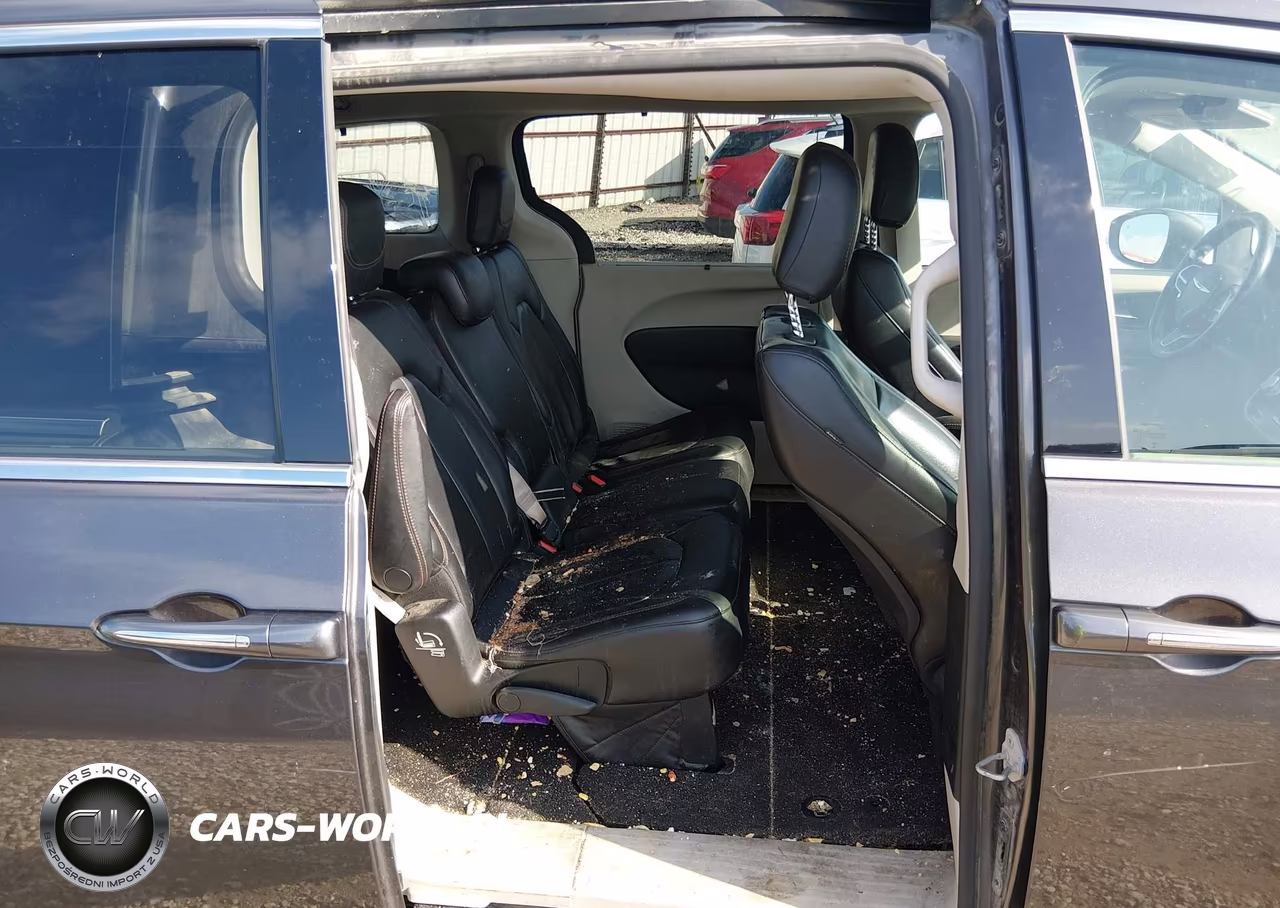 2018 Chrysler Pacifica Touring L VIN:2C4RC1BG8JR217222 - 8