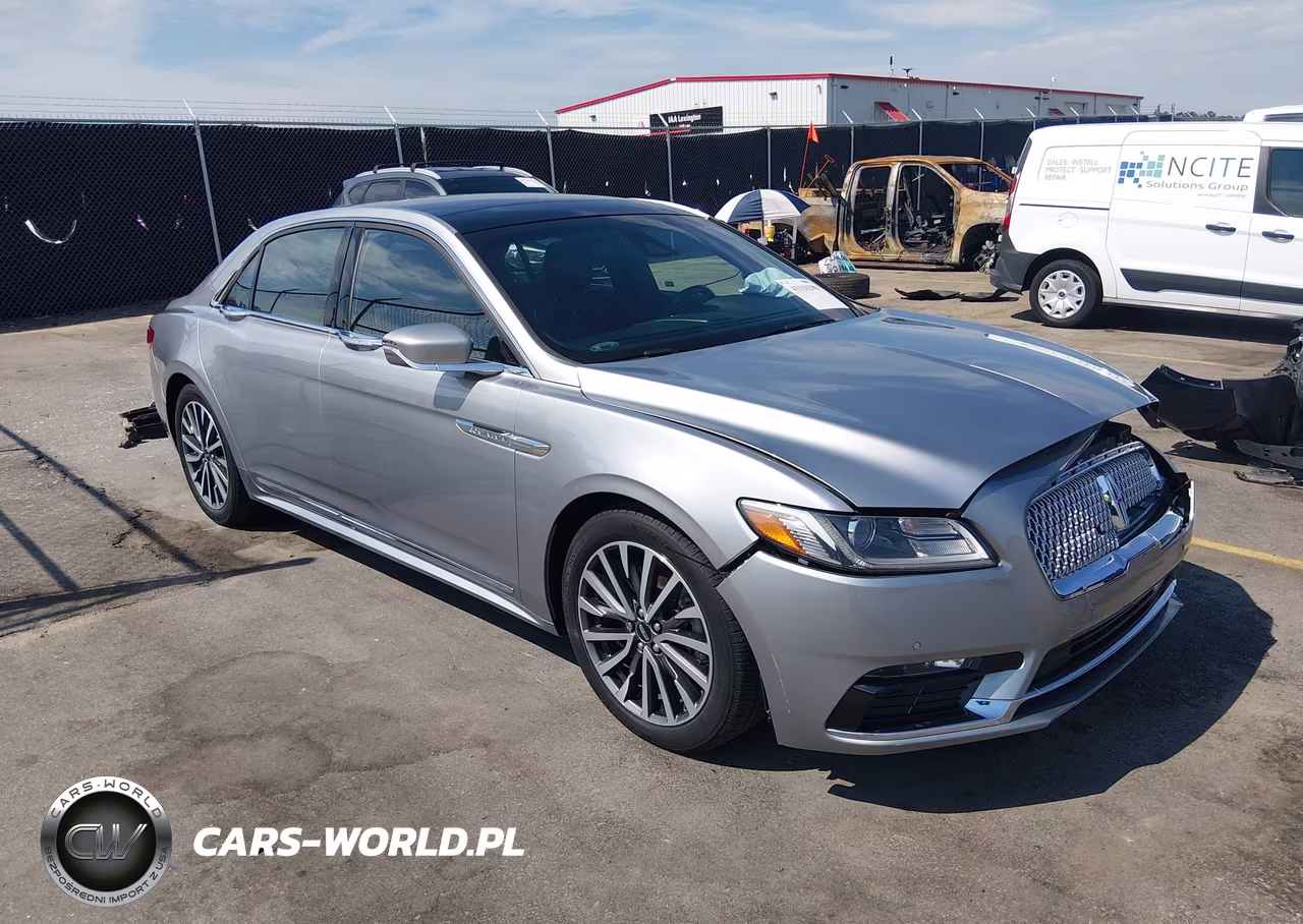 2020 Lincoln Continental Standard – zdjęcie 1 z 17