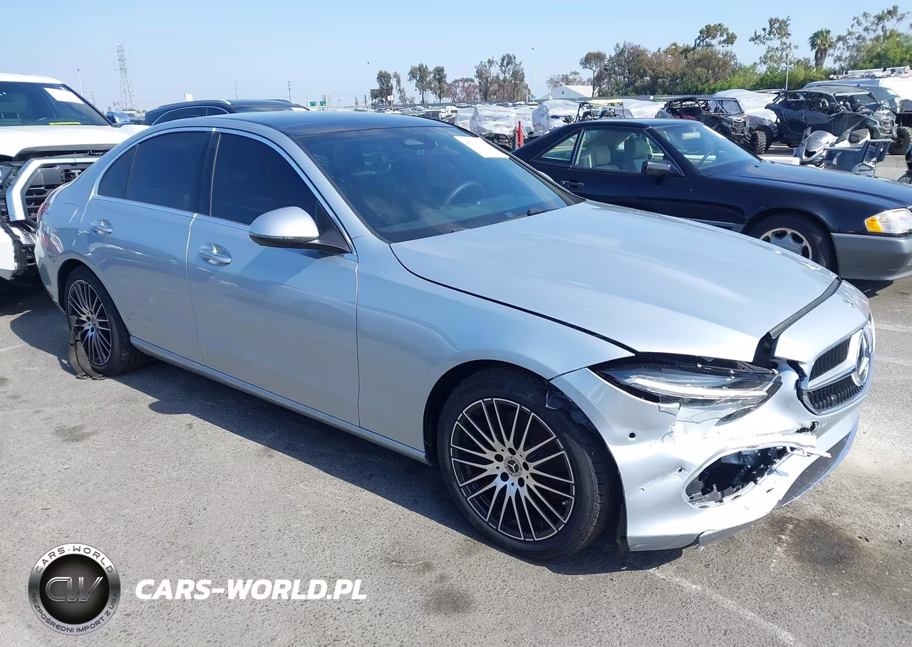 2026 Mercedes-Benz C 300 – zdjęcie 1 z 19