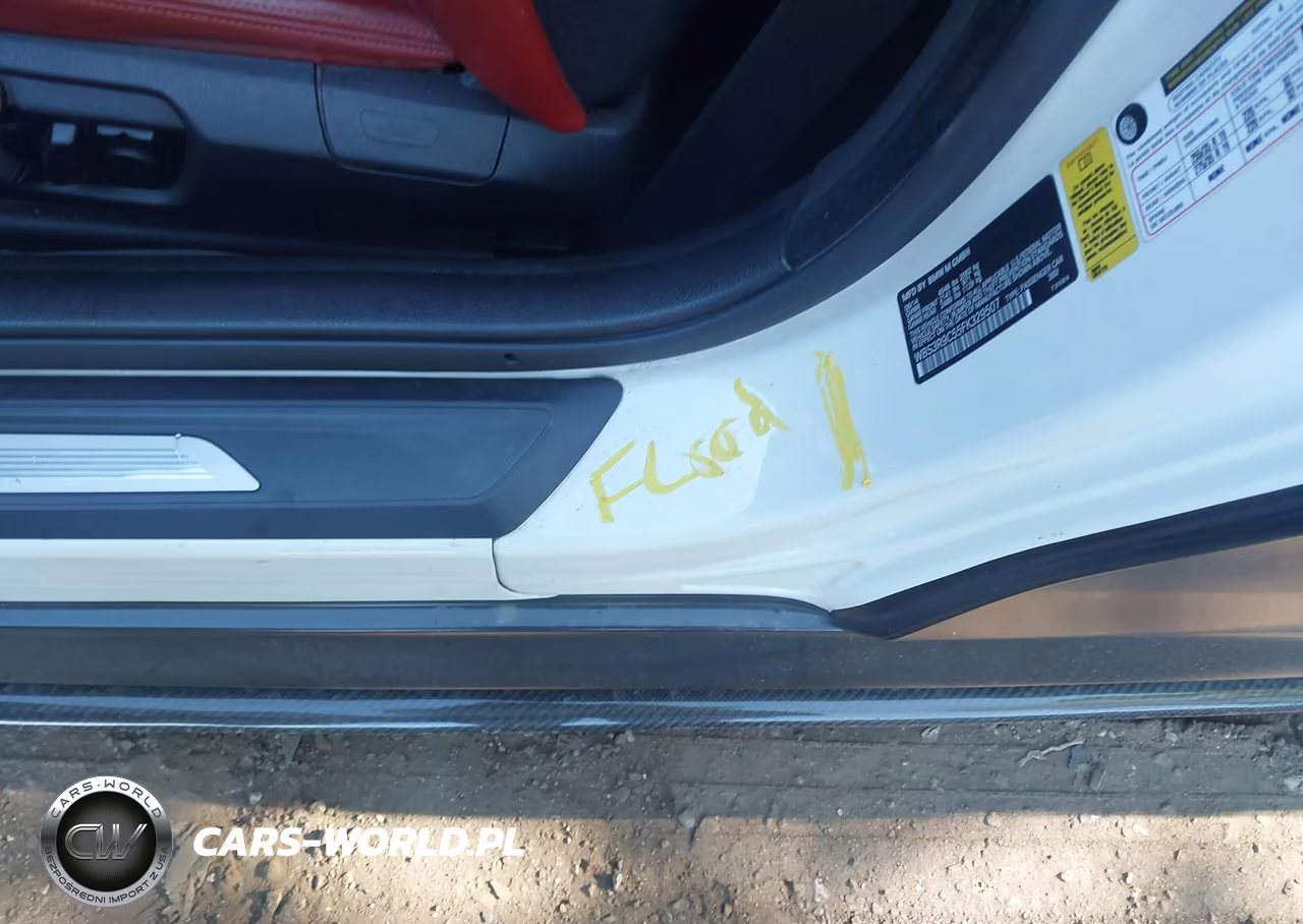 2015 BMW M4 VIN:WBS3R9C55FK329507 - 6
