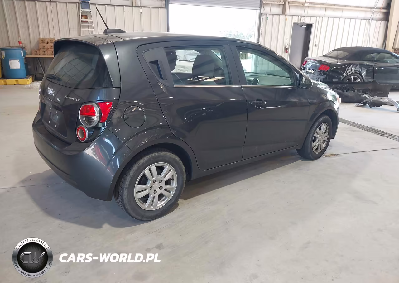 2015 Chevrolet Sonic Lt Auto VIN:1G1JC6SH6F4124883 - 4