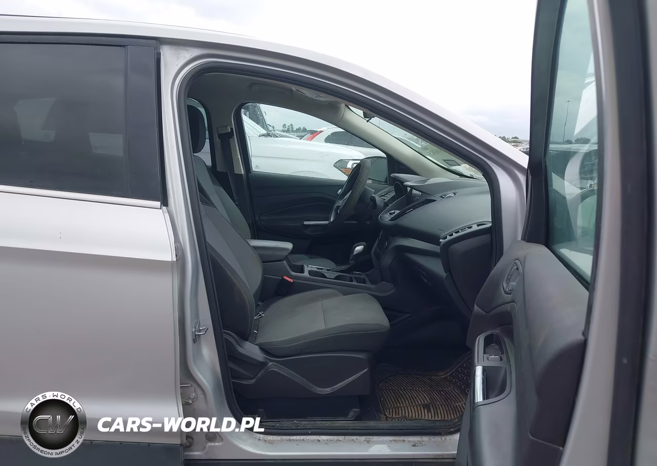 2019 Ford Escape Se VIN:1FMCU0GD0KUA64962 - 5