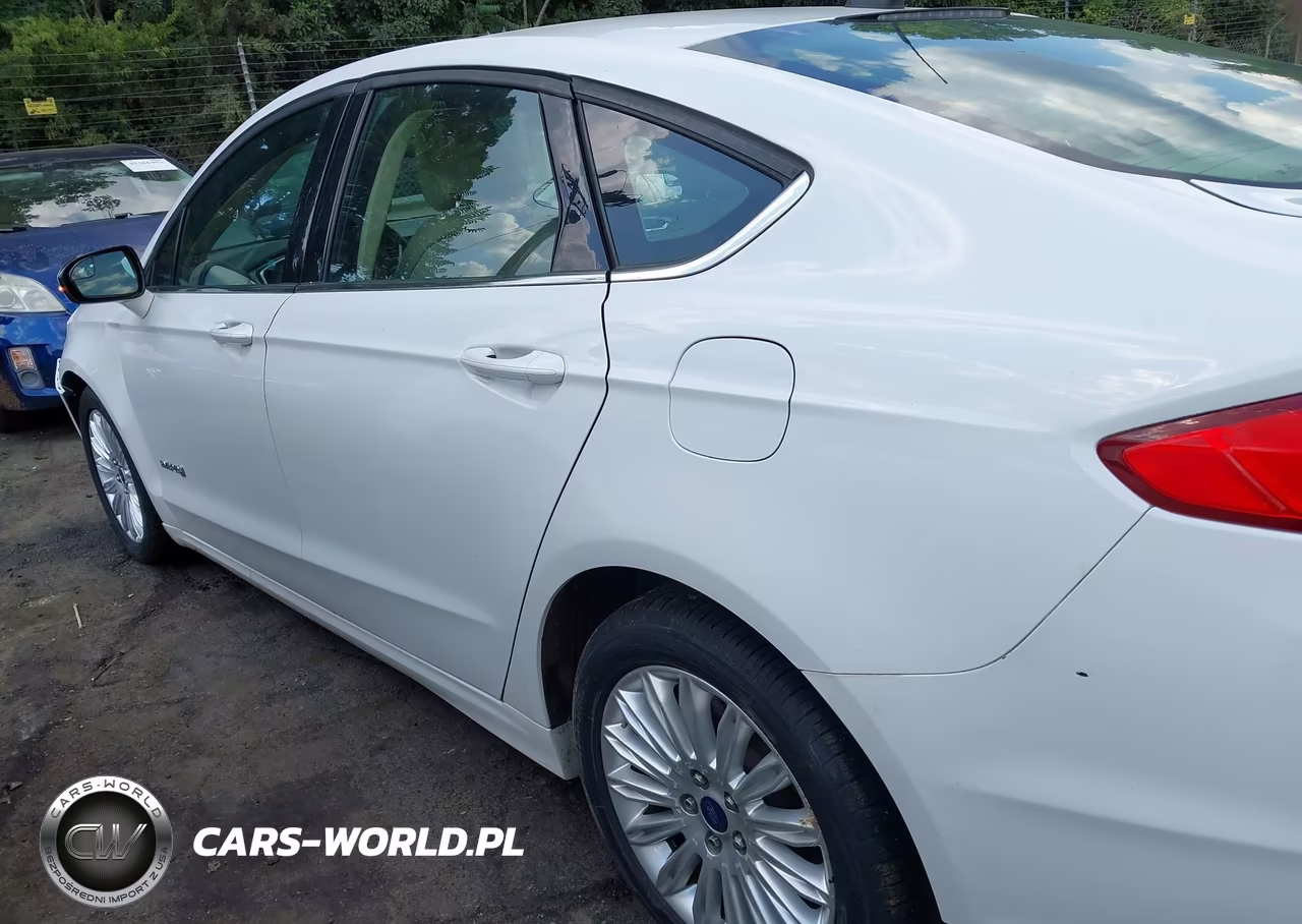 2016 Ford Fusion Hybrid Se VIN:3FA6P0LU8GR169929 - 14