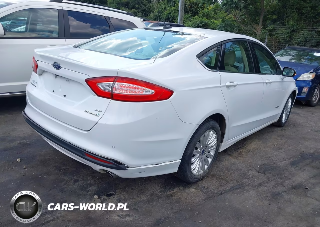 2016 Ford Fusion Hybrid Se VIN:3FA6P0LU8GR169929 - 4