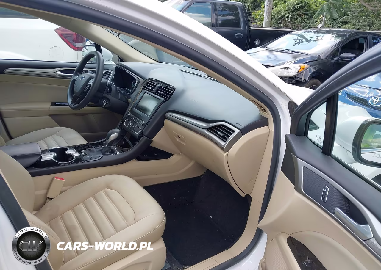 2016 Ford Fusion Hybrid Se VIN:3FA6P0LU8GR169929 - 5