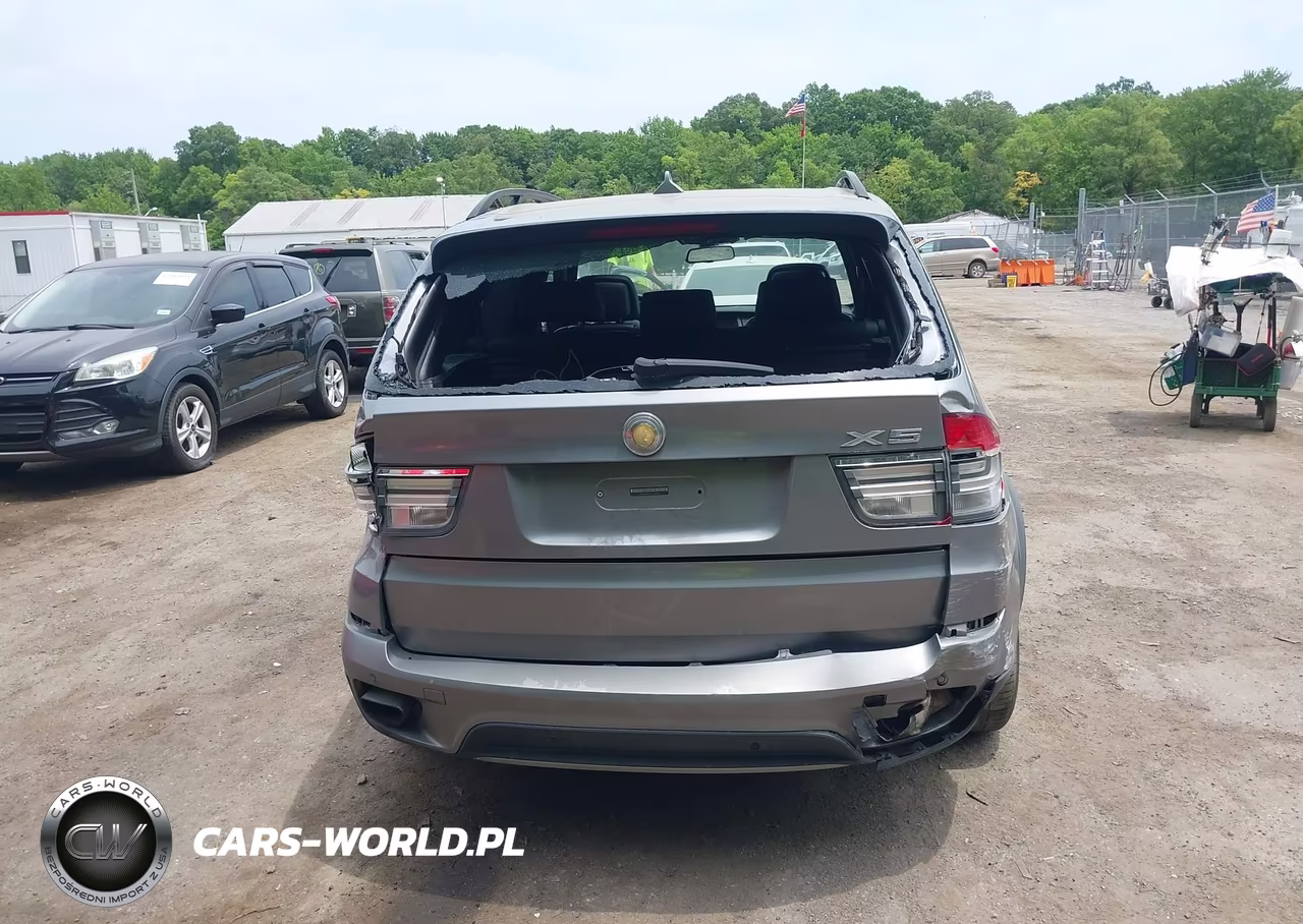 2011 BMW X5 xDrive50I VIN:5UXZV8C52BL417294 - 16