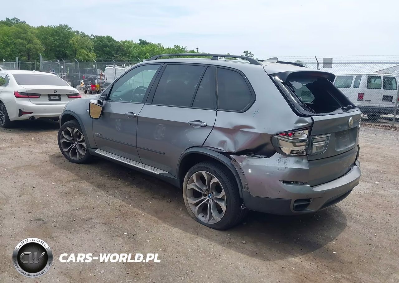 2011 BMW X5 xDrive50I VIN:5UXZV8C52BL417294 - 3