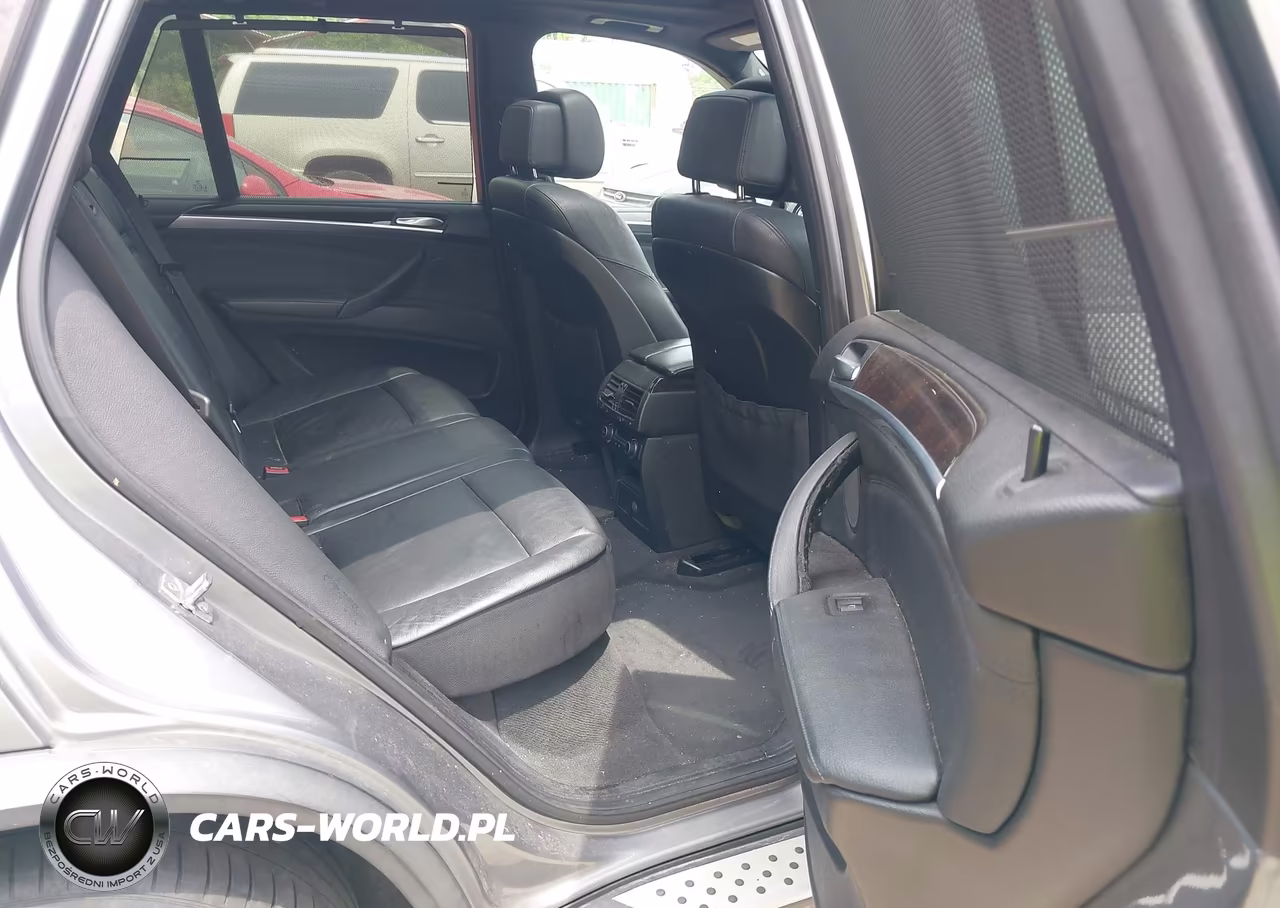 2011 BMW X5 xDrive50I VIN:5UXZV8C52BL417294 - 8