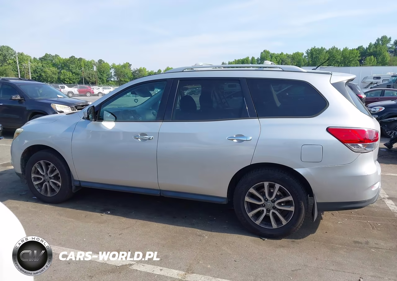 2015 Nissan Pathfinder S VIN:5N1AR2MM5FC685764 - 14