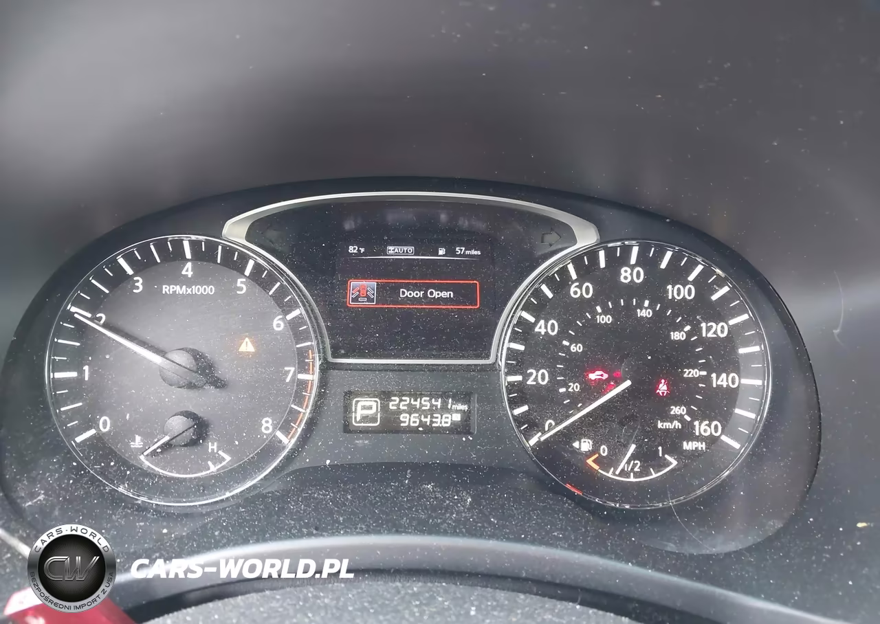 2015 Nissan Pathfinder S VIN:5N1AR2MM5FC685764 - 7