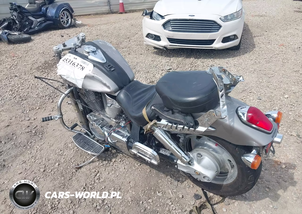 2004 Honda Vtx1300 C VIN:1HFSC55044A000188 - 3