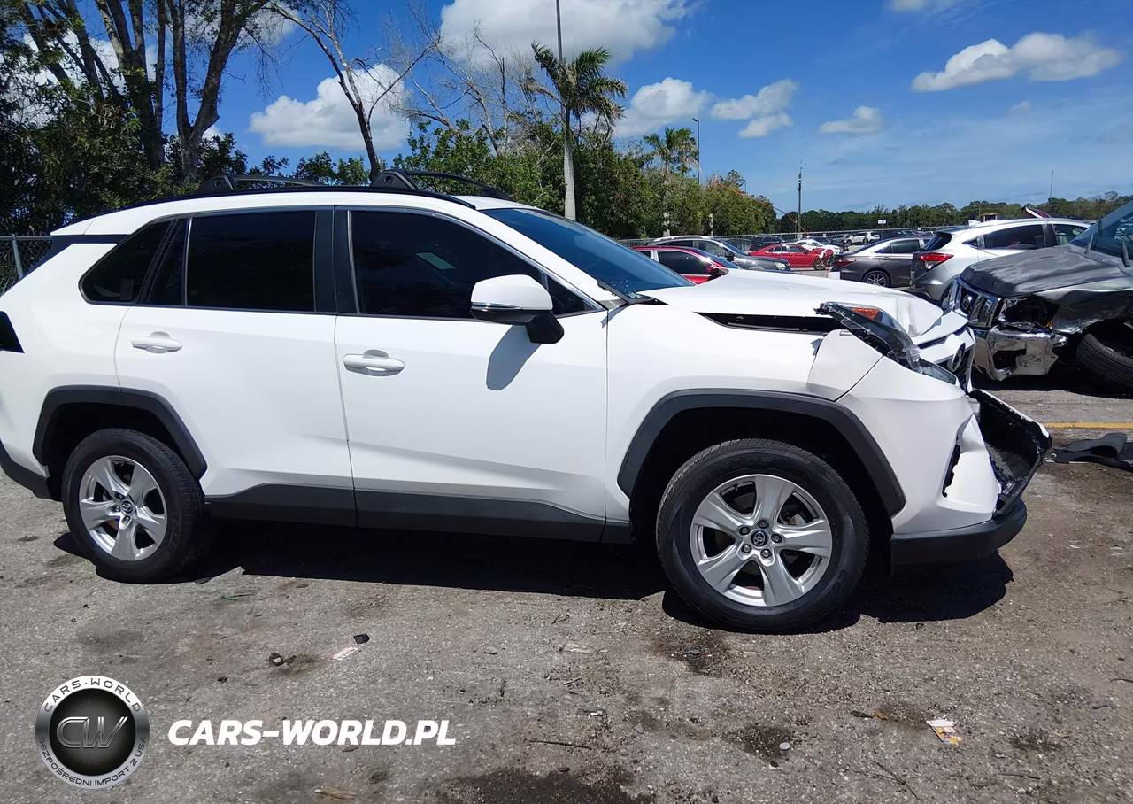 2020 Toyota Rav4 Xle VIN:2T3P1RFV8LC064792 - 13