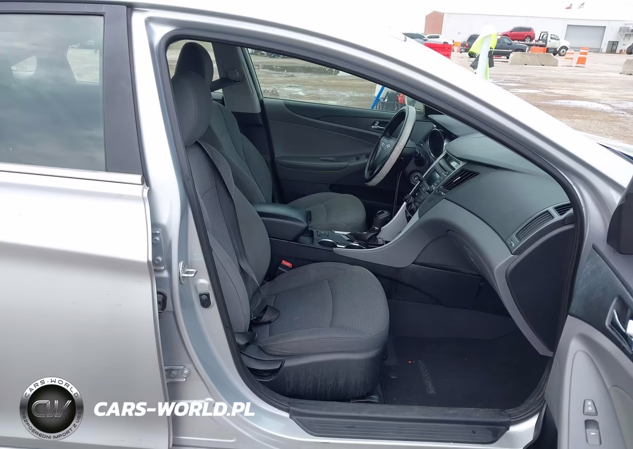 2014 Hyundai Sonata Gls VIN:5NPEB4AC4EH850868 - 5