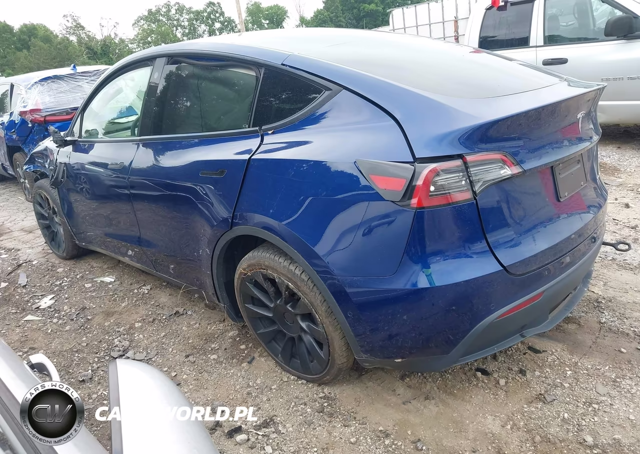 2021 Tesla Model Y Long Range Dual Motor All-Wheel Drive VIN:5YJYGDEE1MF209300 - 3