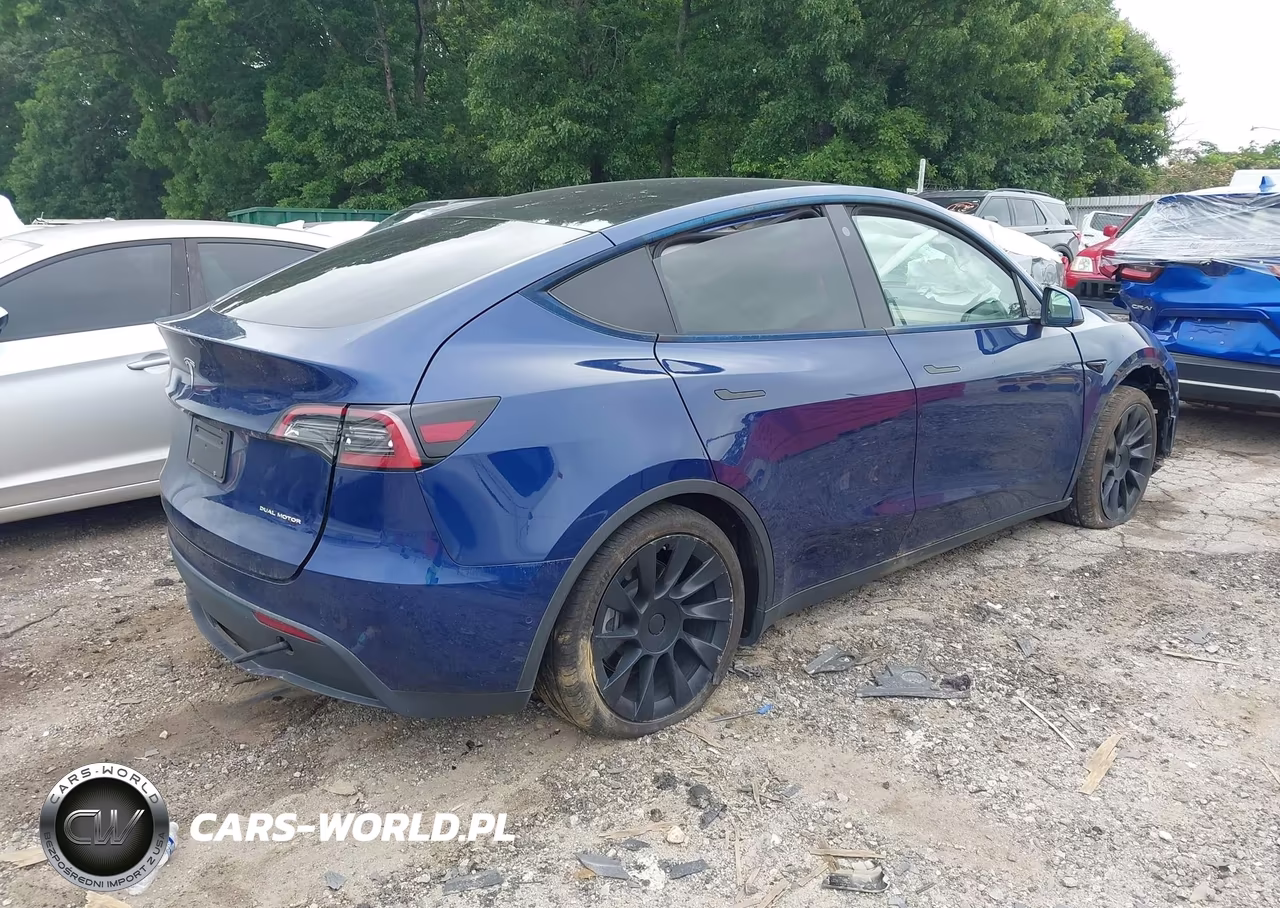 2021 Tesla Model Y Long Range Dual Motor All-Wheel Drive VIN:5YJYGDEE1MF209300 - 4