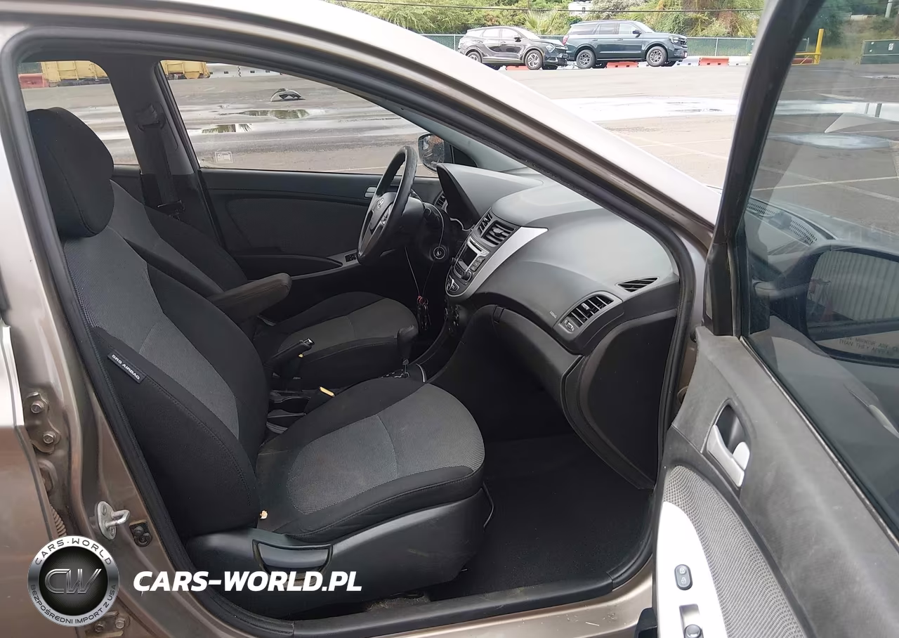 2014 Hyundai Accent Gs VIN:KMHCT5AE4EU181420 - 5