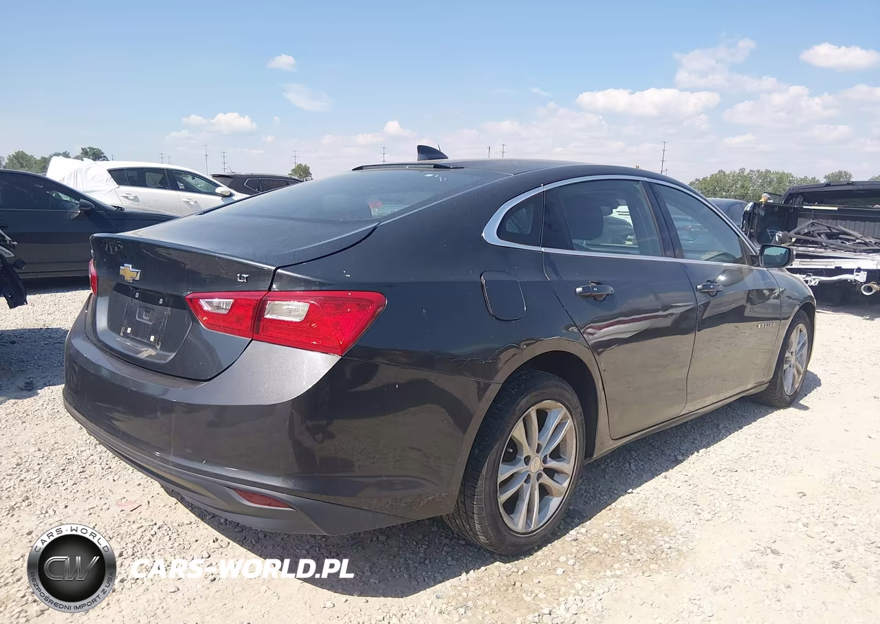 2017 Chevrolet Malibu 1Lt VIN:1G1ZE5ST2HF153588 - 4