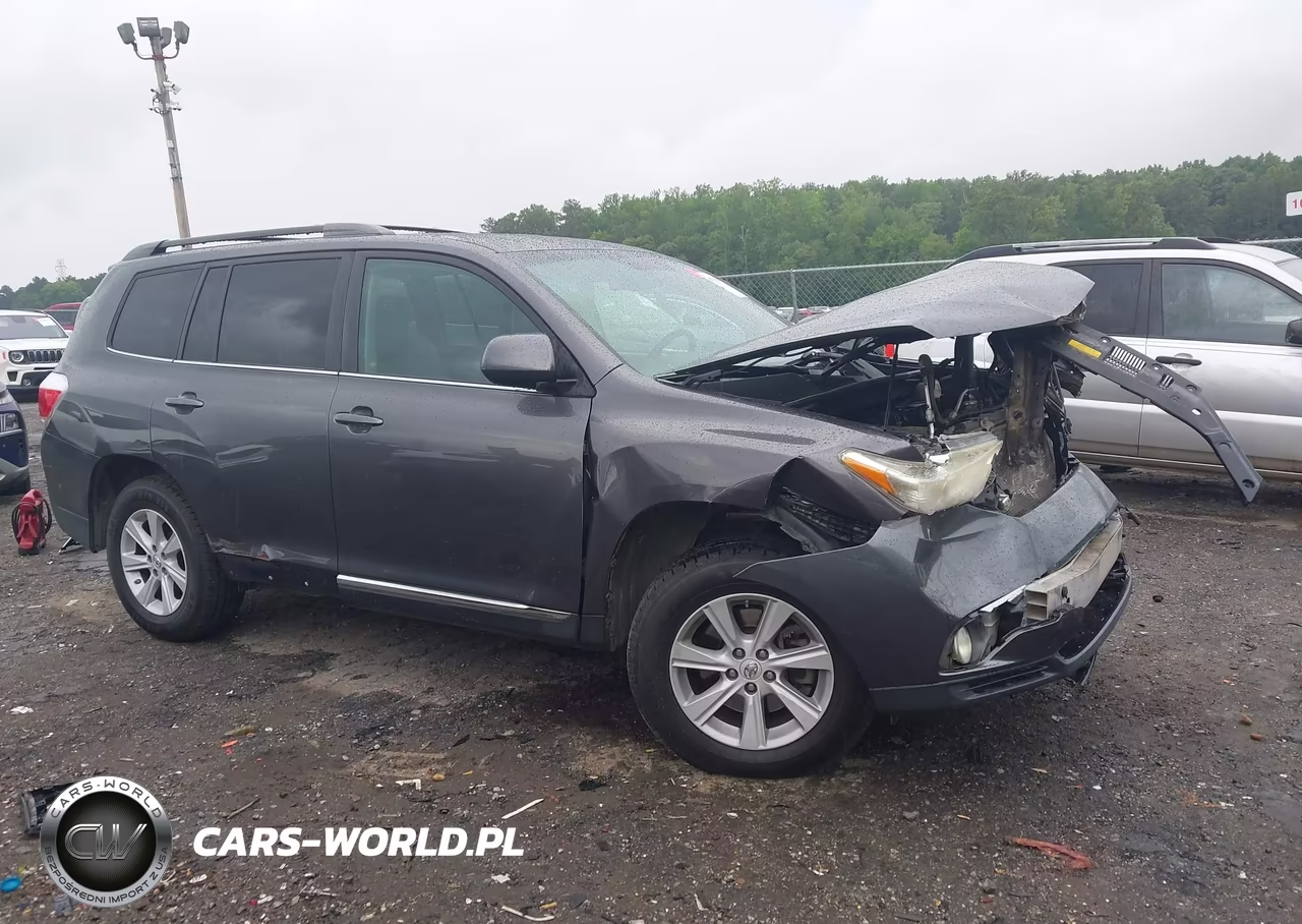 2013 Toyota Highlander Se V6 VIN:5TDZK3EH8DS116907 - 13