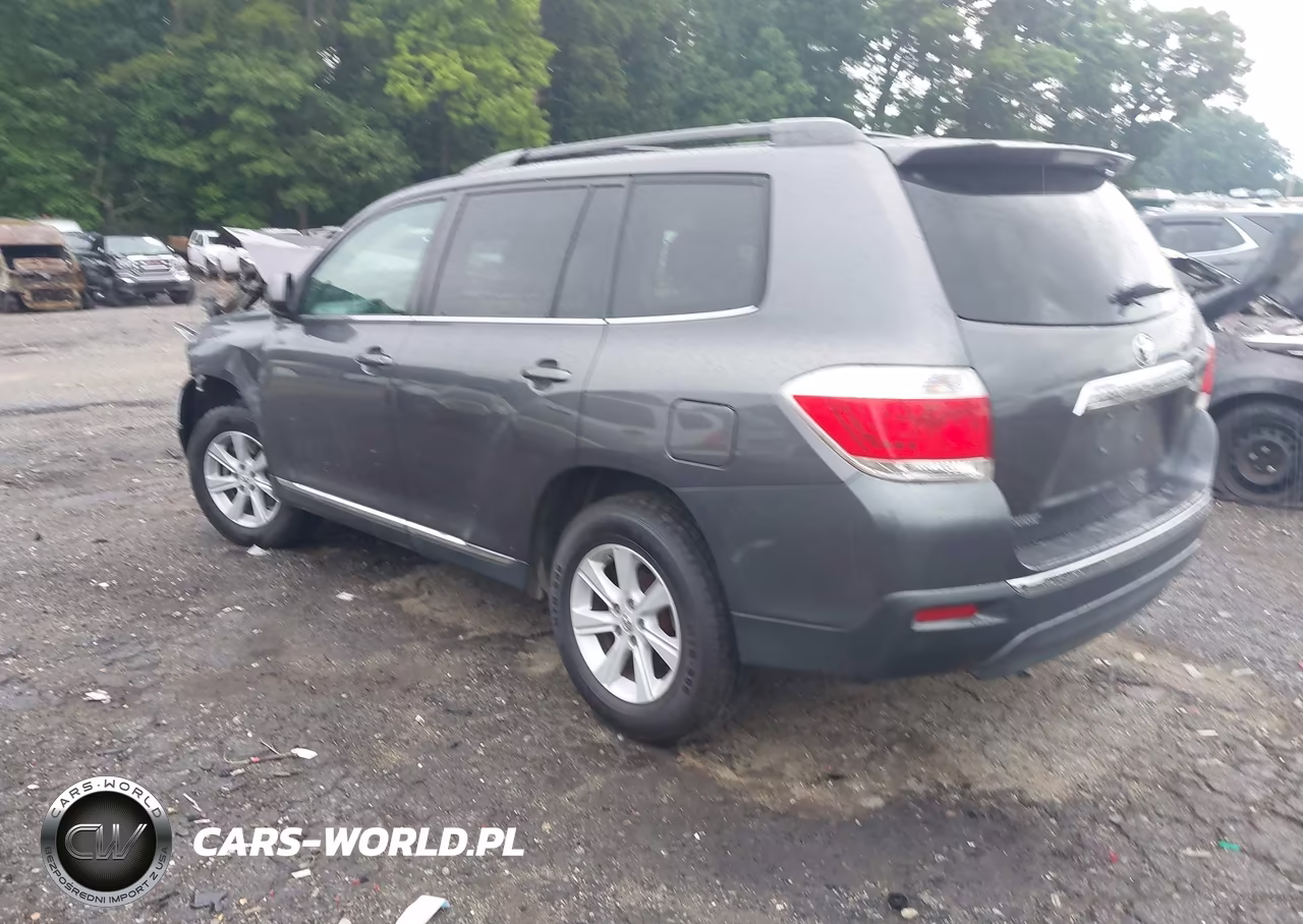 2013 Toyota Highlander Se V6 VIN:5TDZK3EH8DS116907 - 3