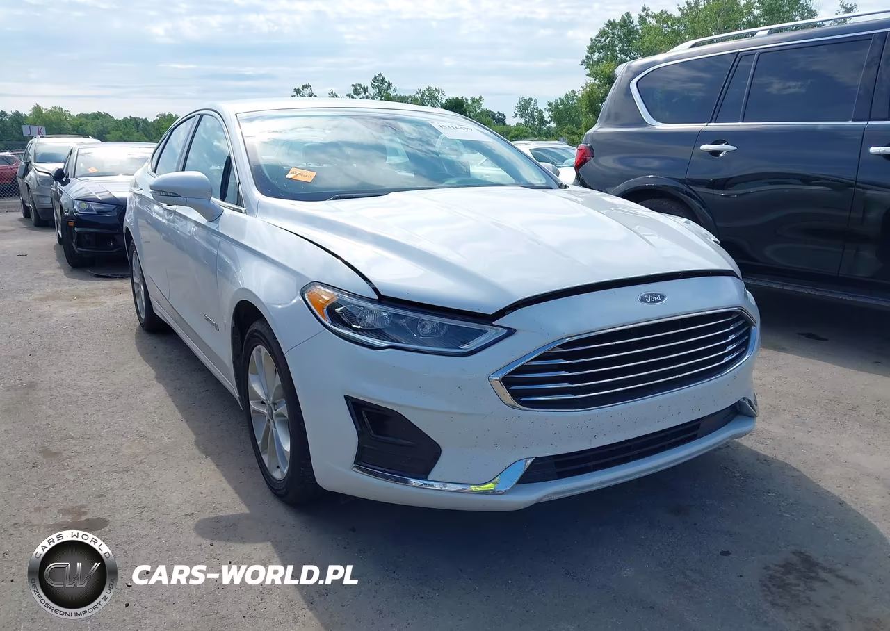 2019 Ford Fusion Hybrid Sel – zdjęcie 1 z 16