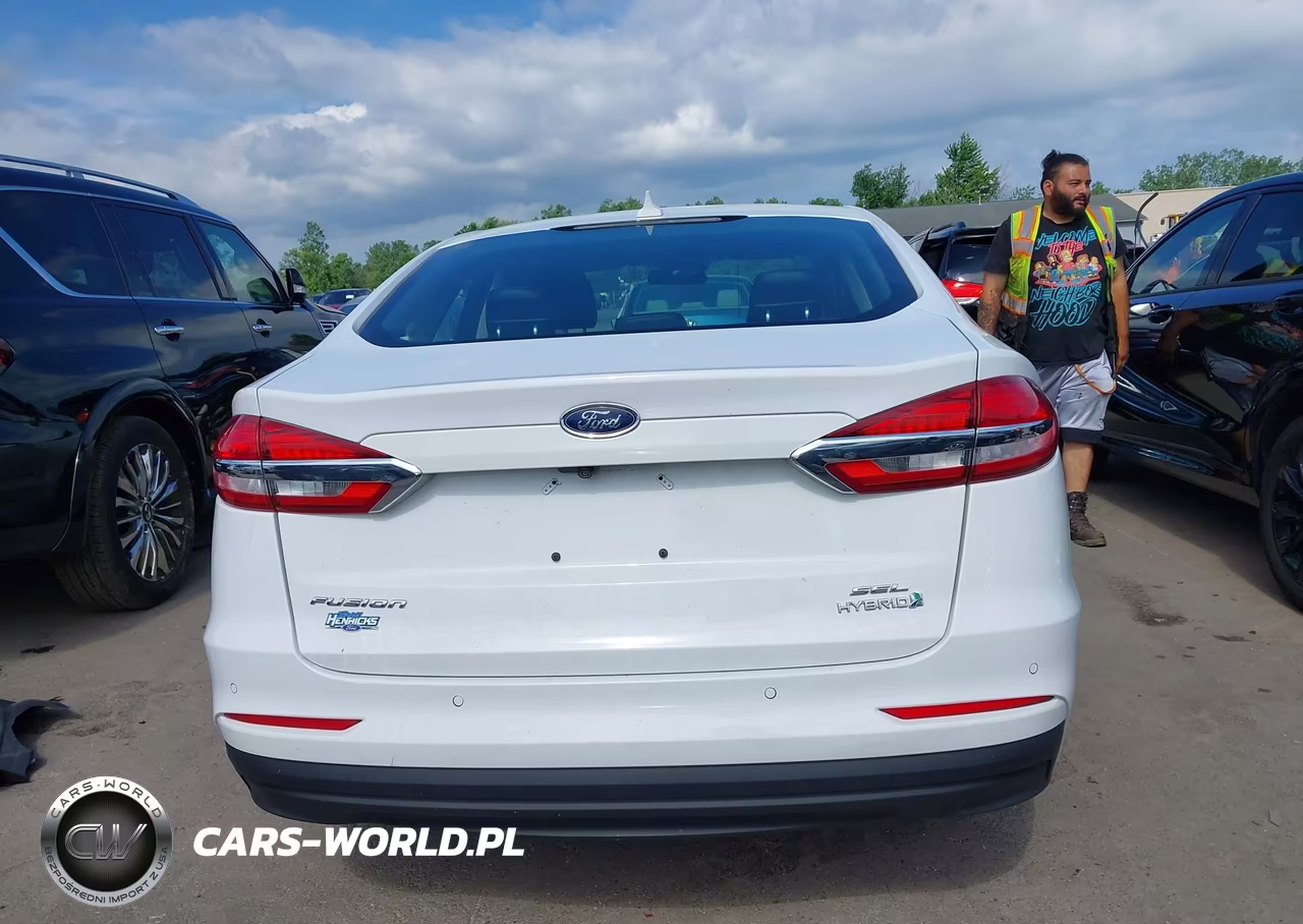 2019 Ford Fusion Hybrid Sel VIN:3FA6P0MU2KR118126 - 16
