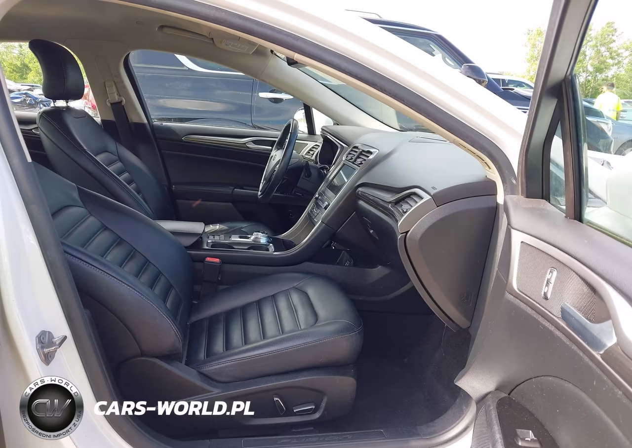 2019 Ford Fusion Hybrid Sel VIN:3FA6P0MU2KR118126 - 5