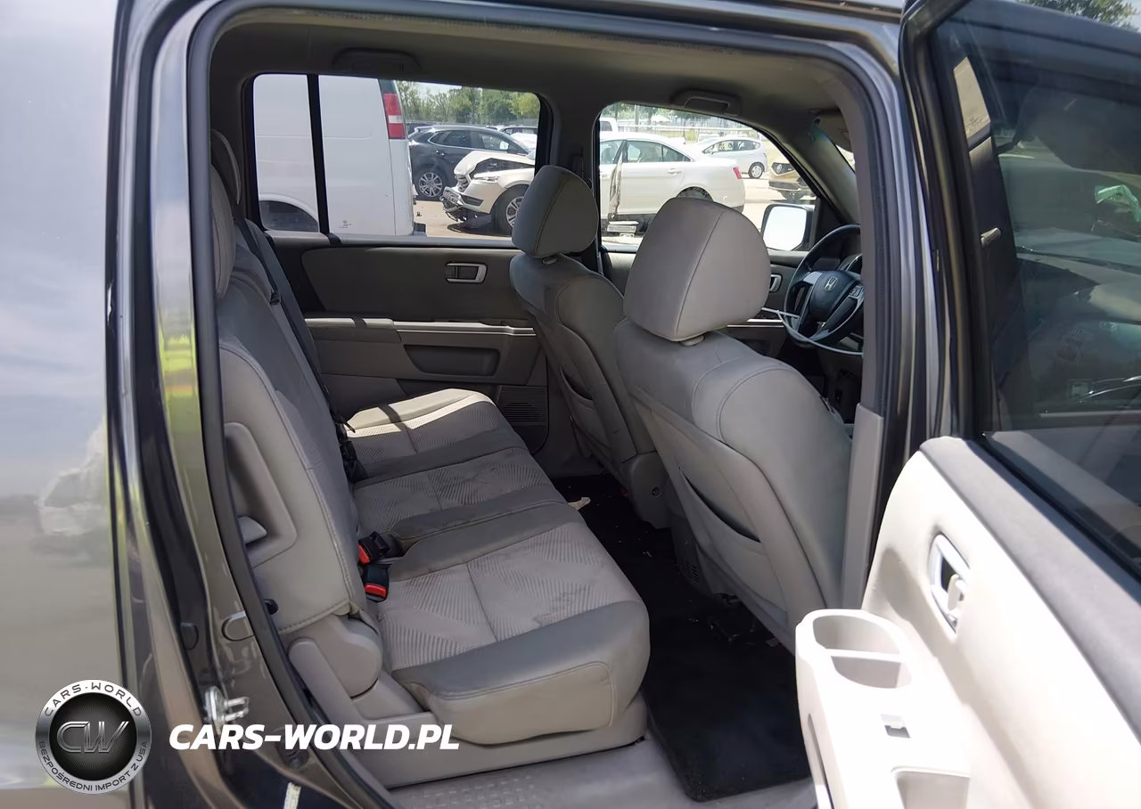 2012 Honda Pilot Lx VIN:5FNYF4H22CB085900 - 8