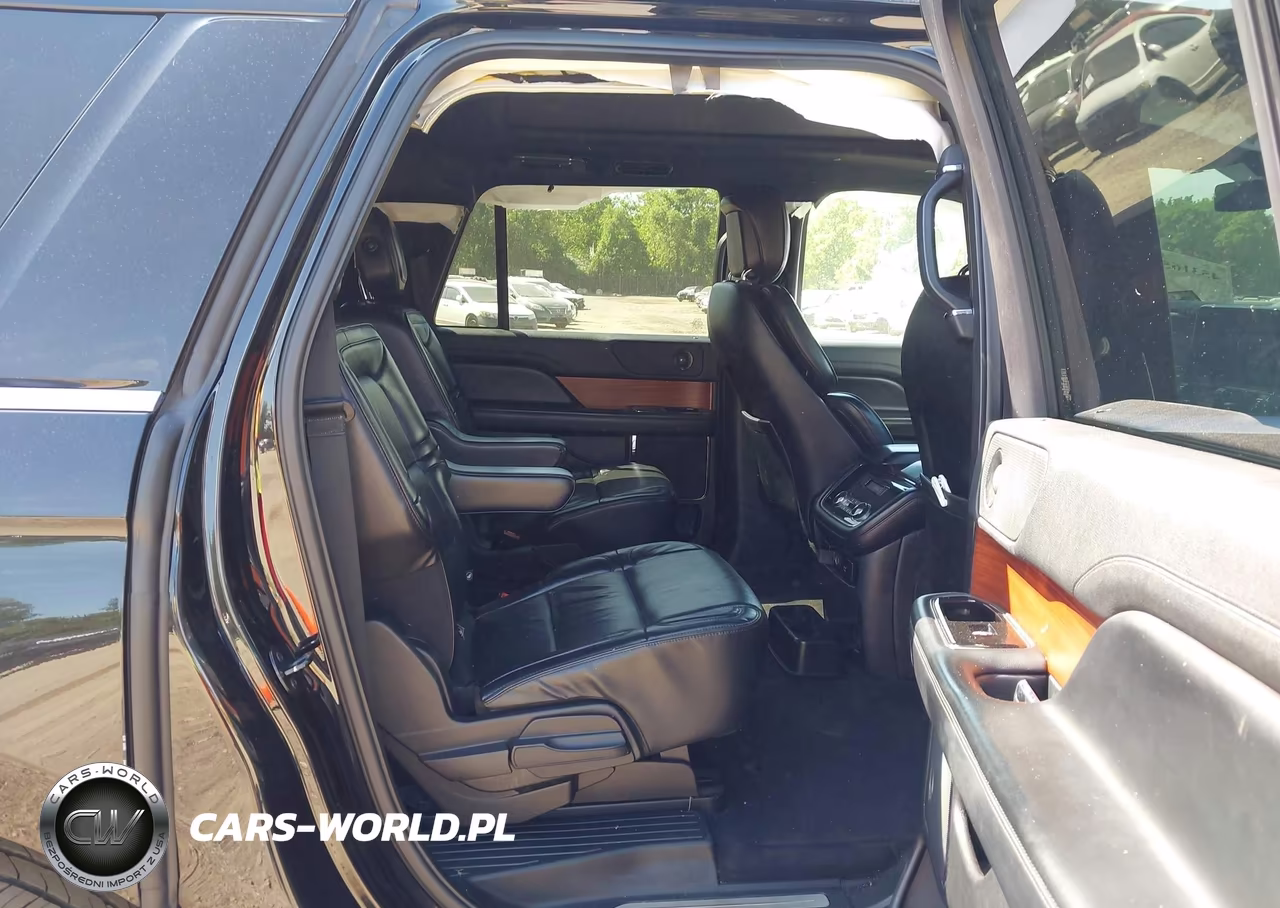 2019 Lincoln Navigator L Select VIN:5LMJJ3JT5KEL16925 - 8