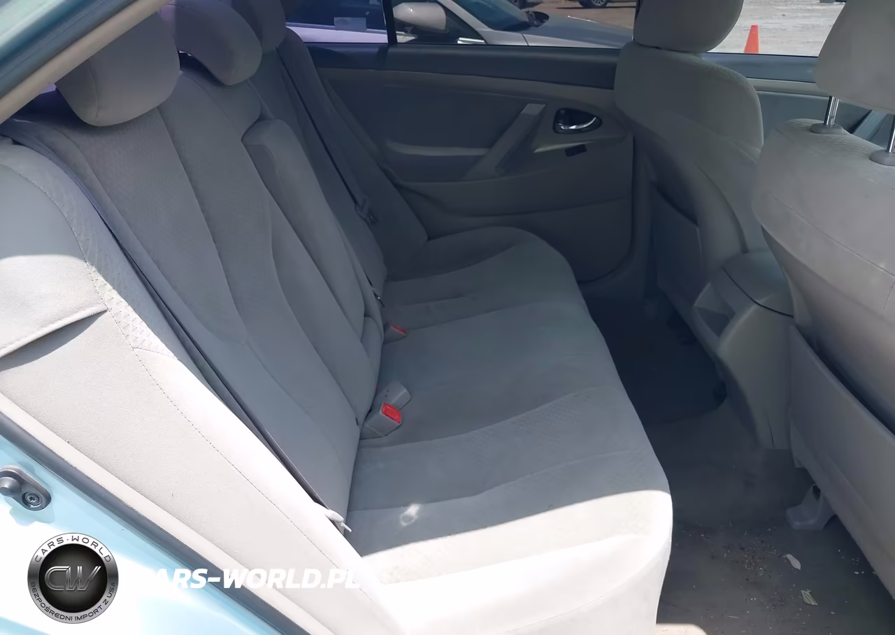 2009 Toyota Camry Le VIN:4T4BE46K79R132884 - 8