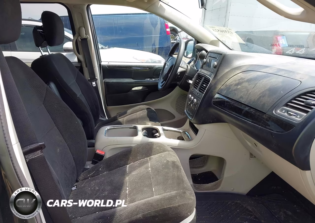 DODGE GRAND CARA VIN:2C4RDGCG1CR369957 - 5
