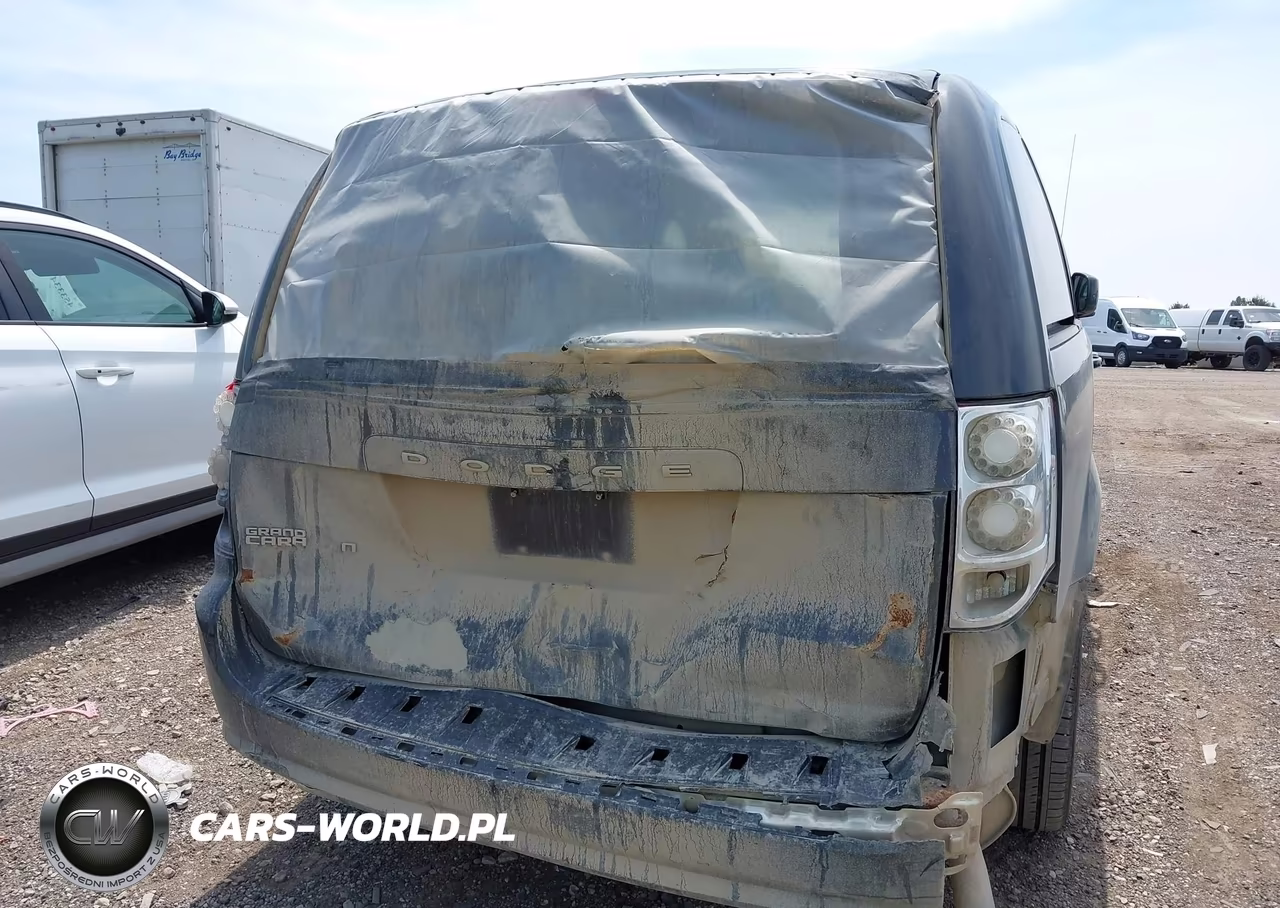 DODGE GRAND CARA VIN:2C4RDGCG1CR369957 - 6