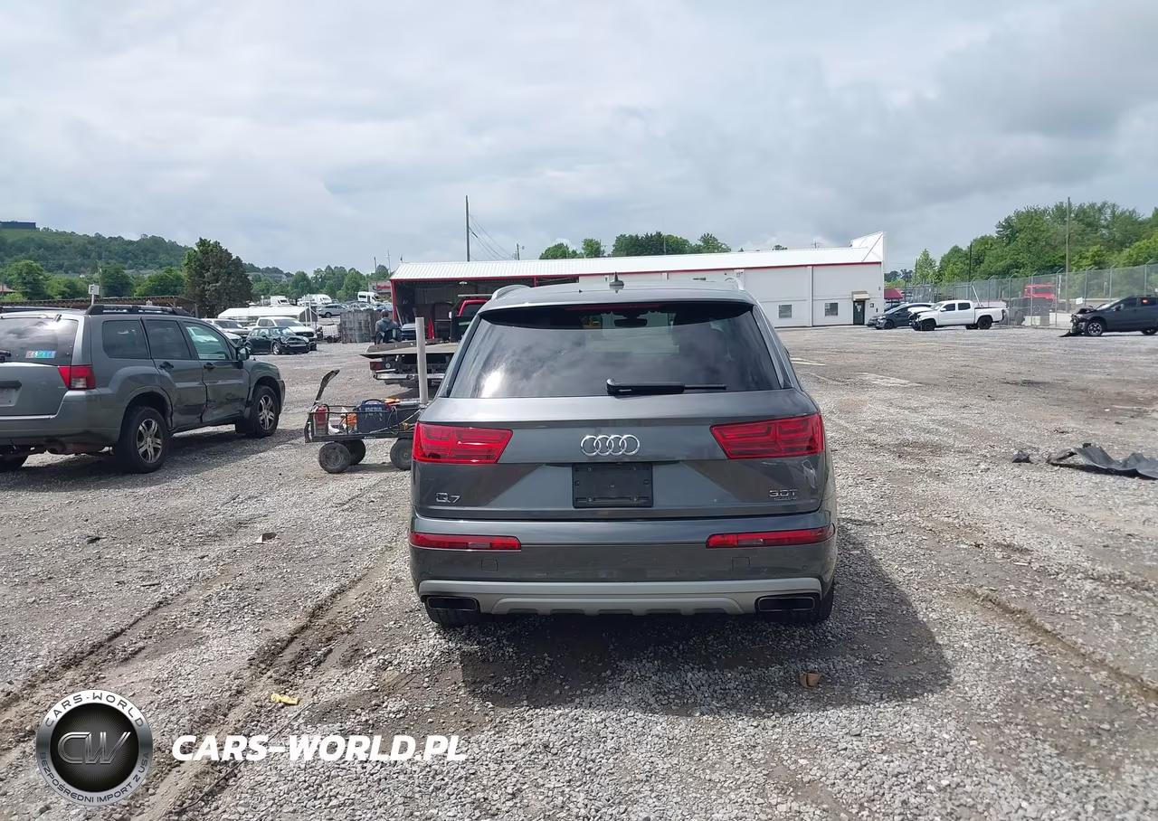 2018 Audi Q7 3.0T Premium VIN:WA1VAAF79JD034701 - 16