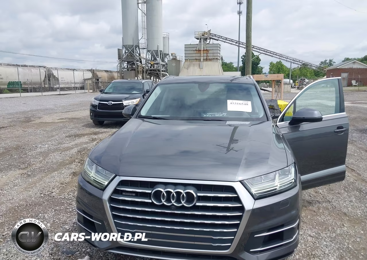 2018 Audi Q7 3.0T Premium VIN:WA1VAAF79JD034701 - 6
