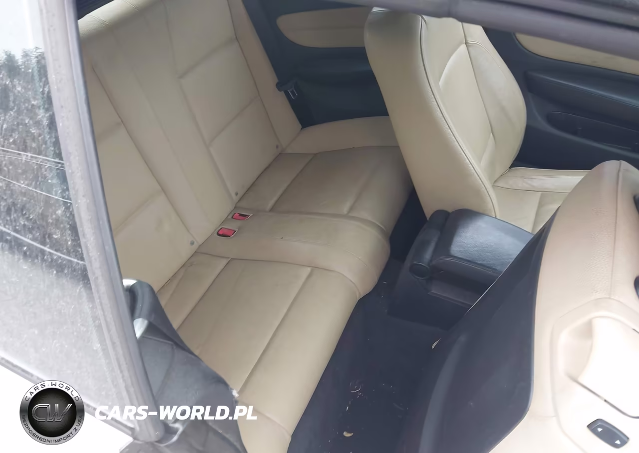 2011 BMW 135I VIN:WBAUN7C56BVM25499 - 8