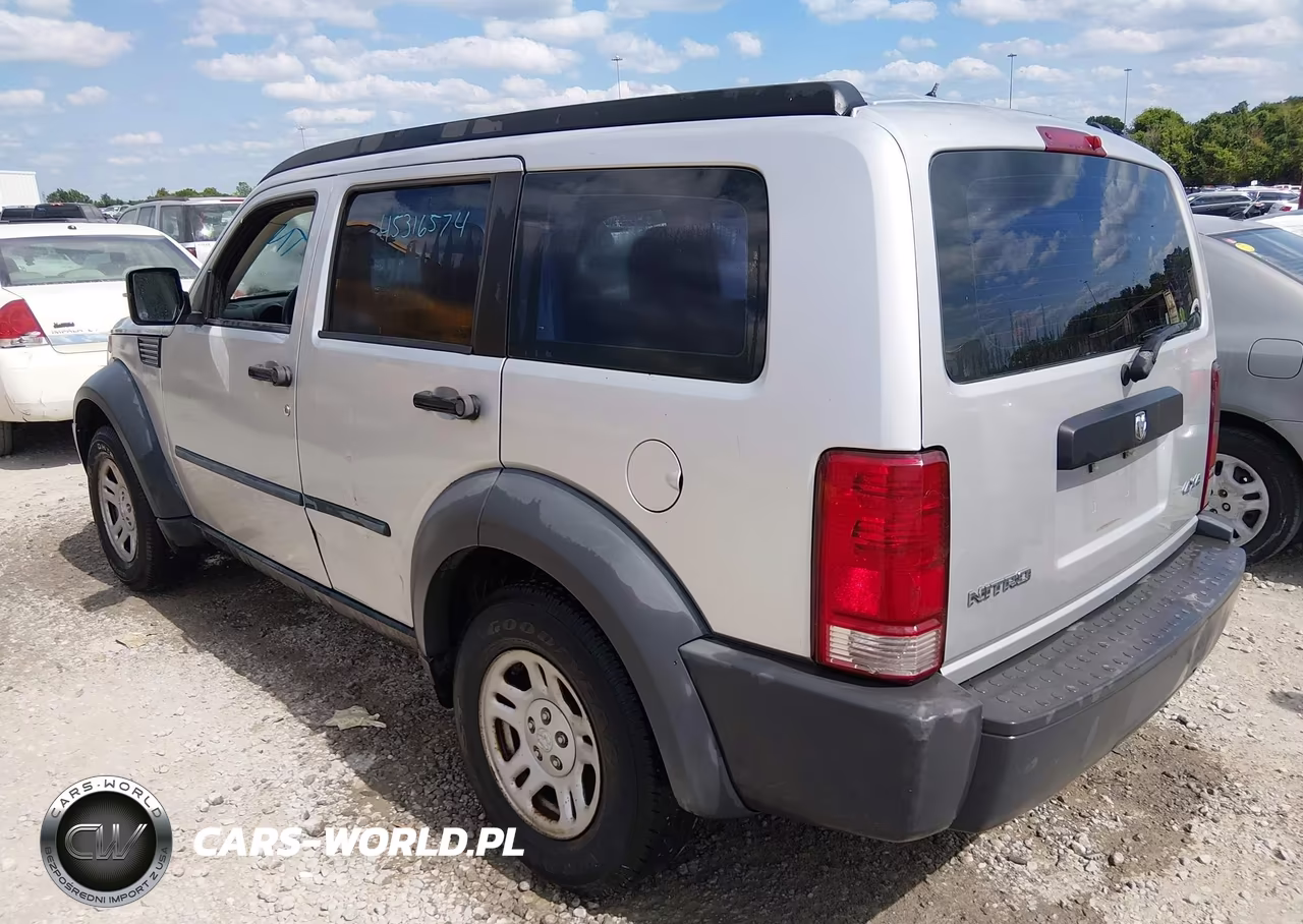 2008 Dodge Nitro Sxt VIN:1D8GU28K98W188564 - 3
