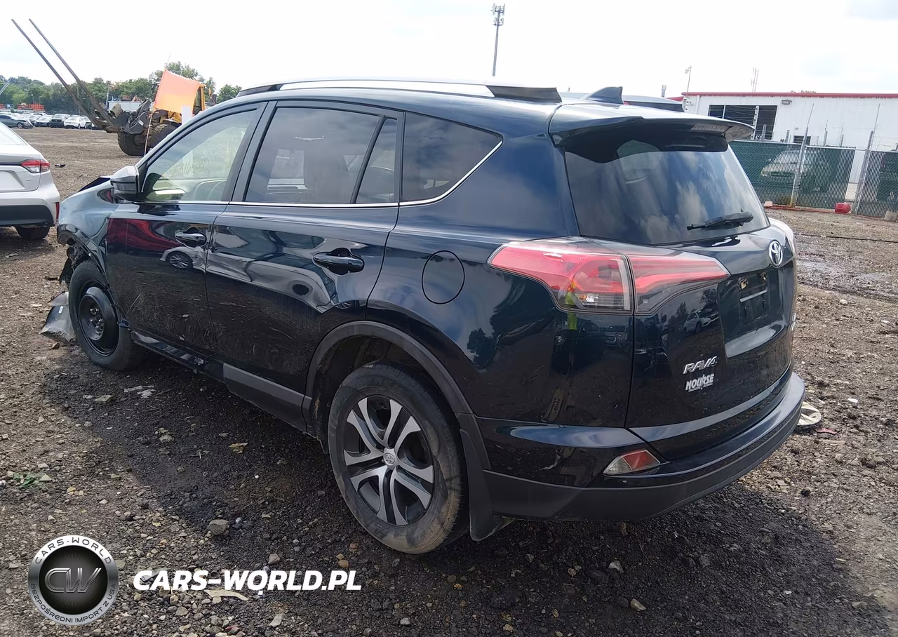 2018 Toyota Rav4 Le VIN:JTMBFREV9JJ198217 - 3