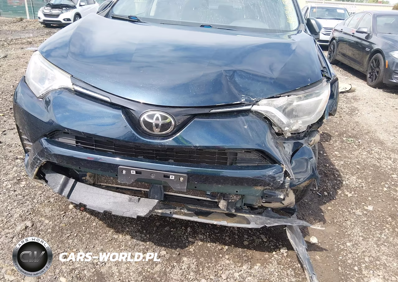 2018 Toyota Rav4 Le VIN:JTMBFREV9JJ198217 - 6