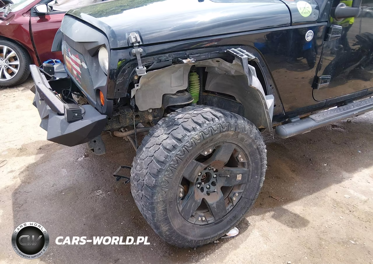 2012 Jeep Wrangler Unlimited Sport VIN:1C4BJWDG8CL208470 - 6