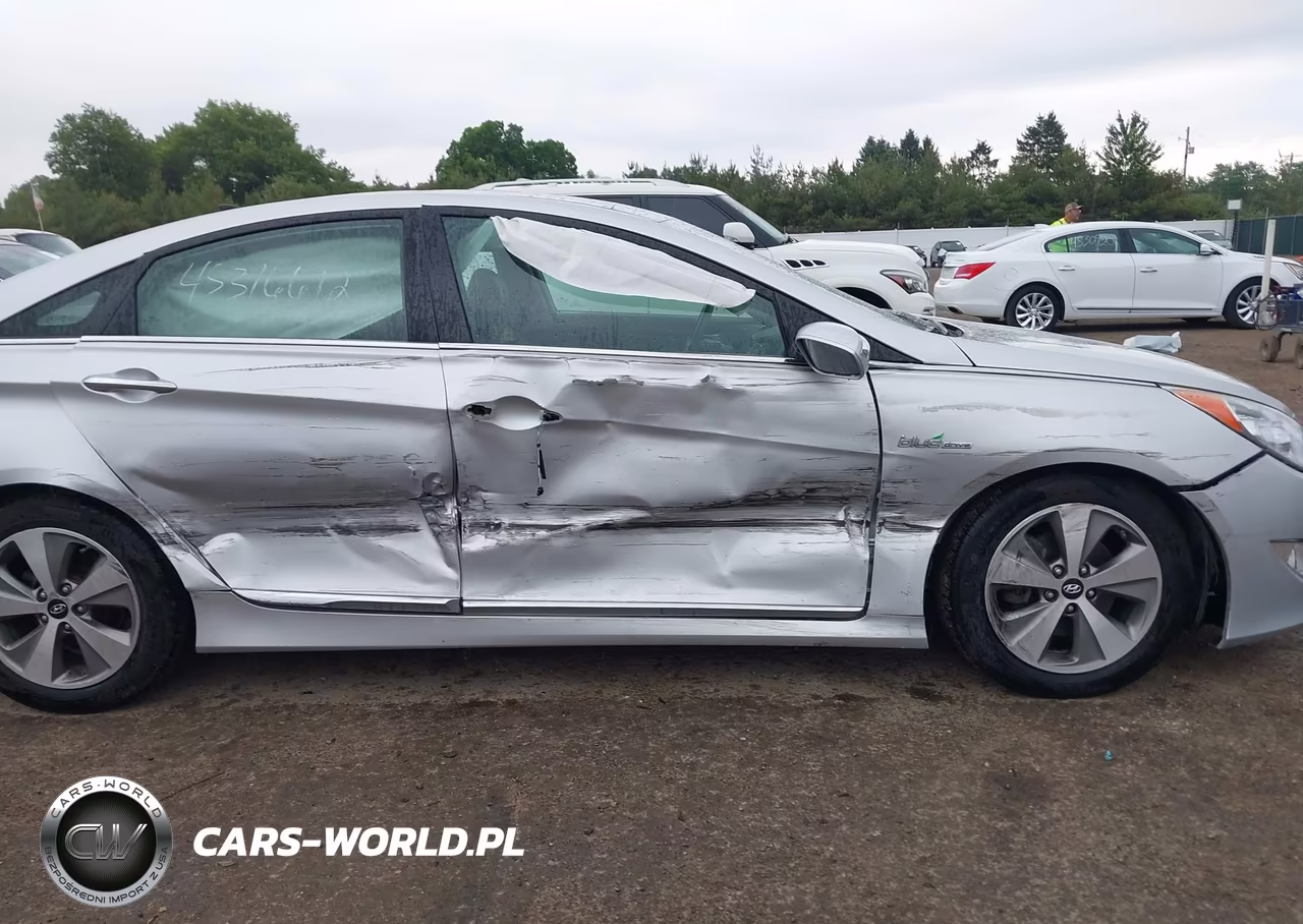 2012 Hyundai Sonata Hybrid VIN:KMHEC4A41CA028812 - 6