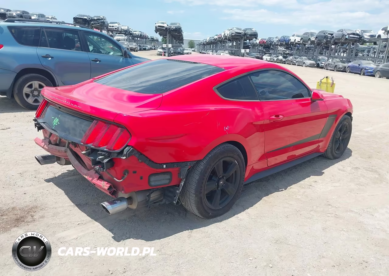 2017 Ford Mustang V6 VIN:1FA6P8AM3H5332766 - 4