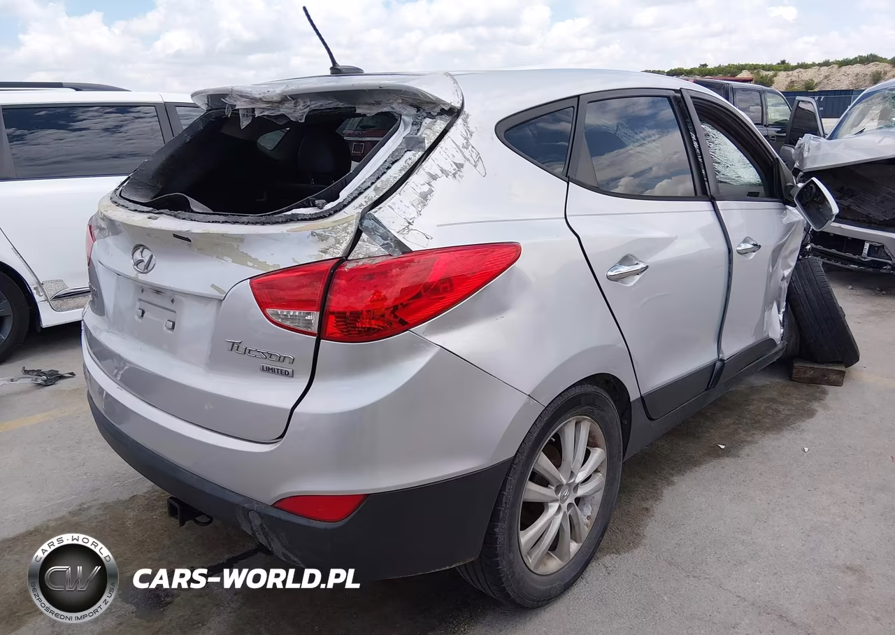 2012 Hyundai Tucson Limited VIN:KM8JU3ACXCU510755 - 4