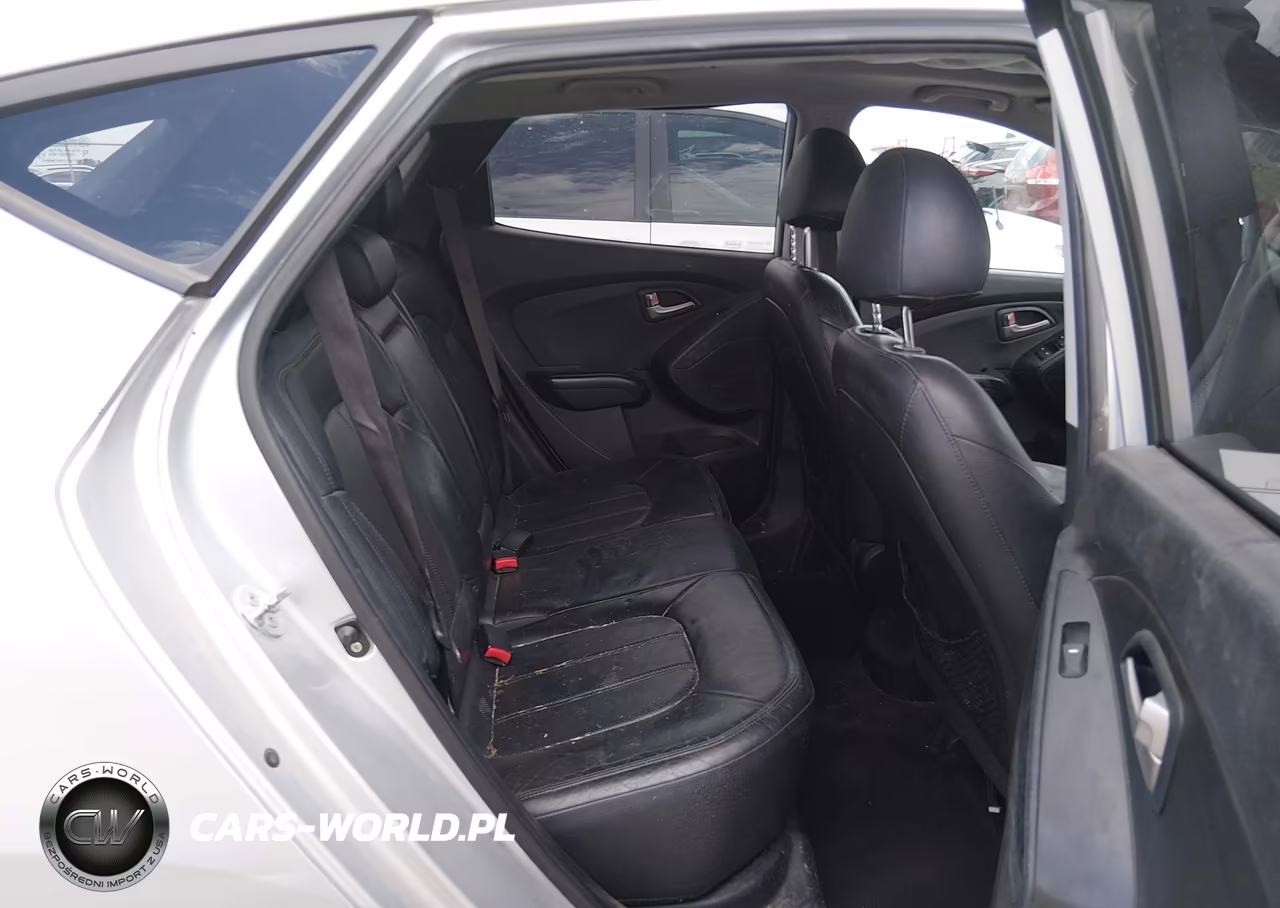 2012 Hyundai Tucson Limited VIN:KM8JU3ACXCU510755 - 8
