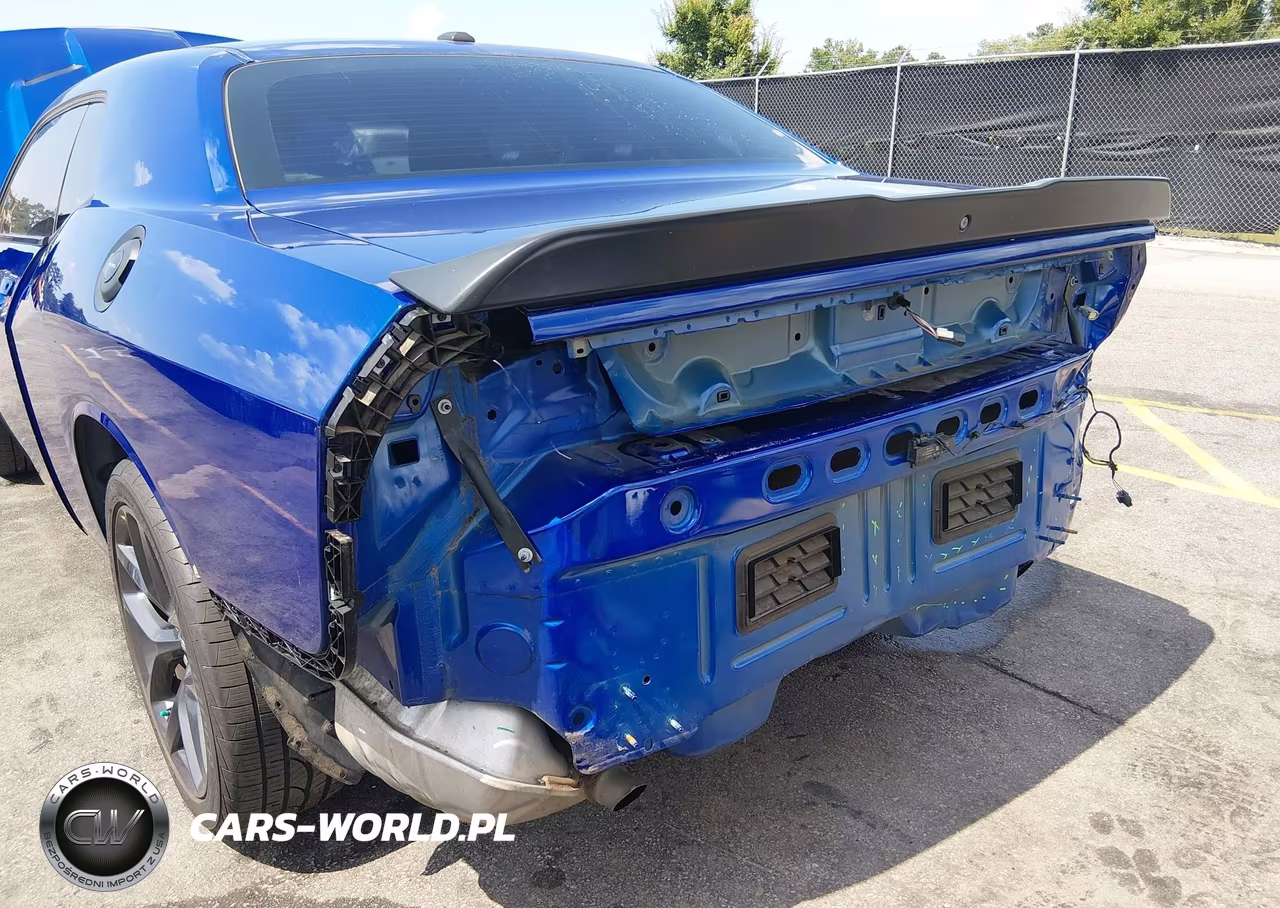 2021 Dodge Challenger Sxt VIN:2C3CDZAG9MH572935 - 6