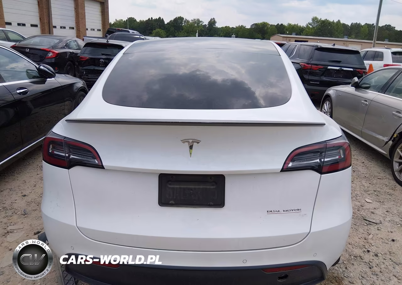 2022 Tesla Model Y Performance Dual Motor All-Wheel Drive VIN:7SAYGDEF3NF362659 - 14