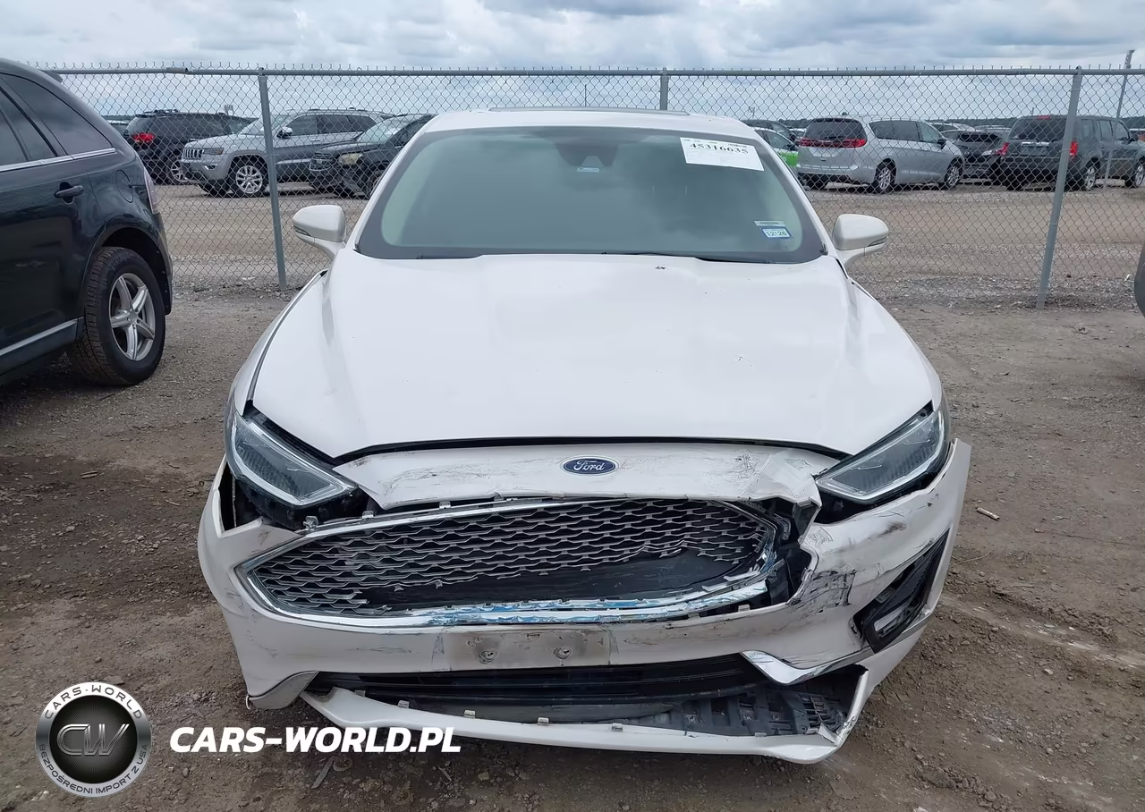 2019 Ford Fusion Energi Titanium VIN:3FA6P0SU4KR211121 - 12